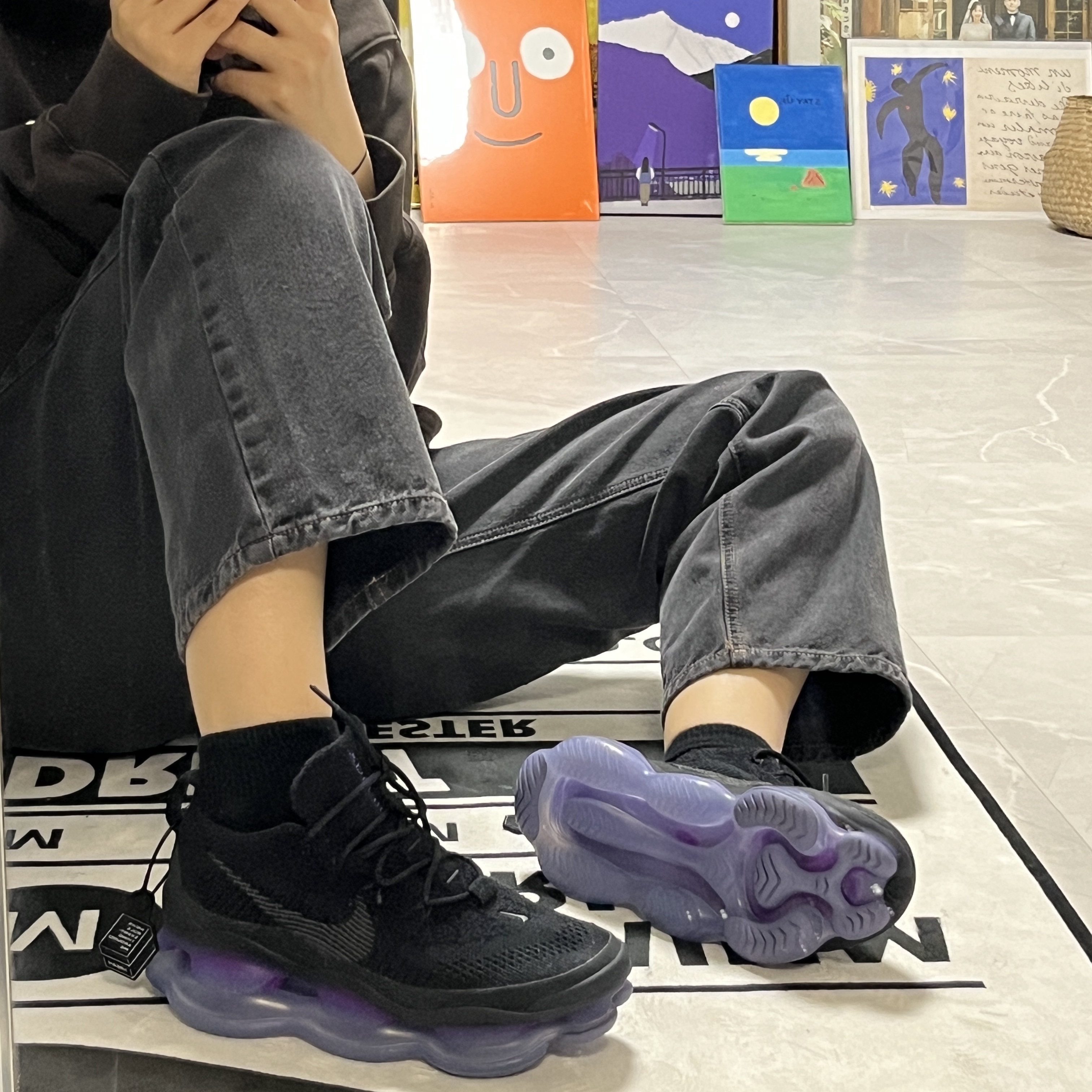 (W) Nike Air Max Scorpion Flyknit Black and Persian Violet 착용 스타일 - 3