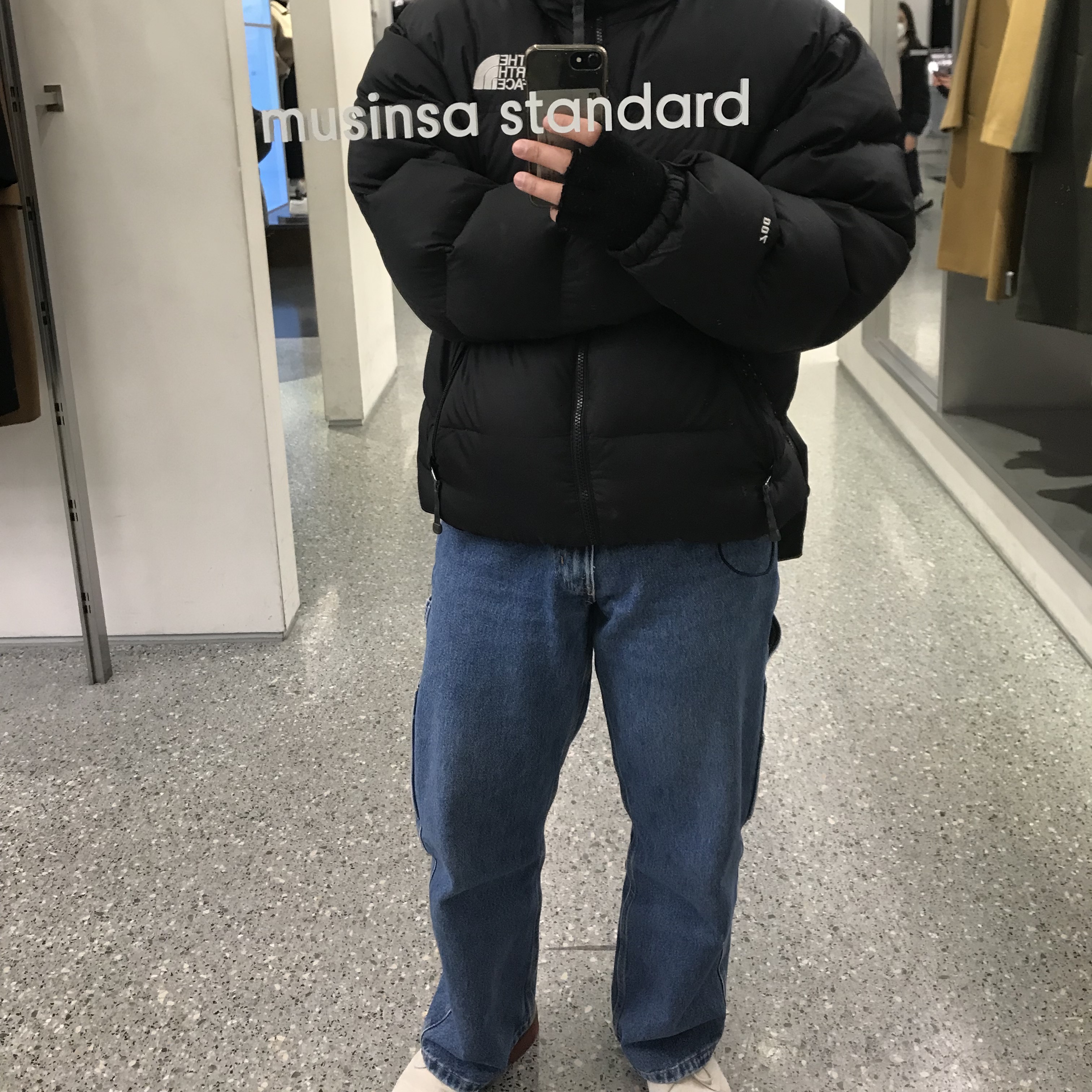 The North Face 1996 Eco Nuptse Jacket Black 착용 스타일 - 1