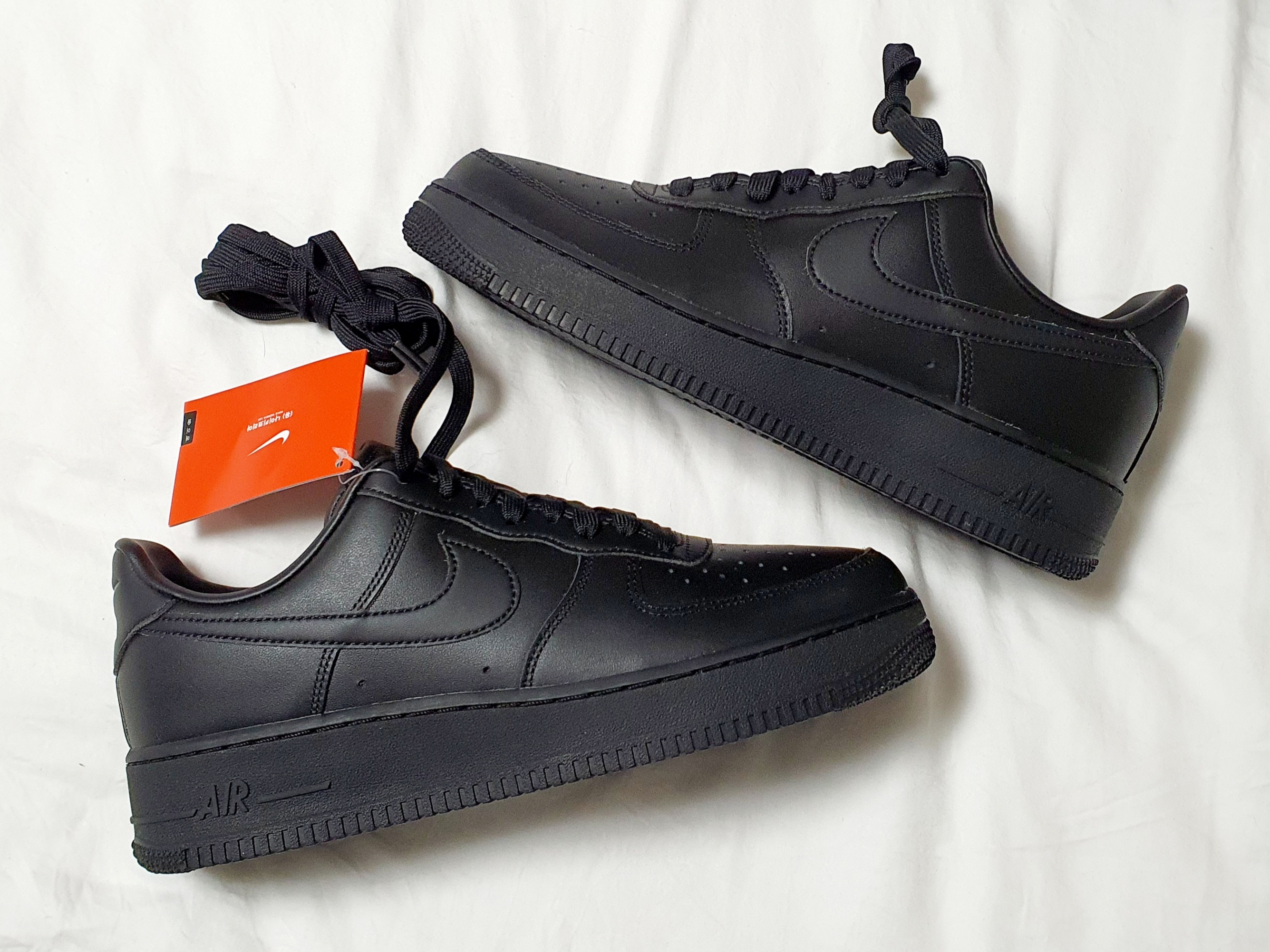 Nike Air Force 1 '07 Fresh Black 착용 스타일 - 2