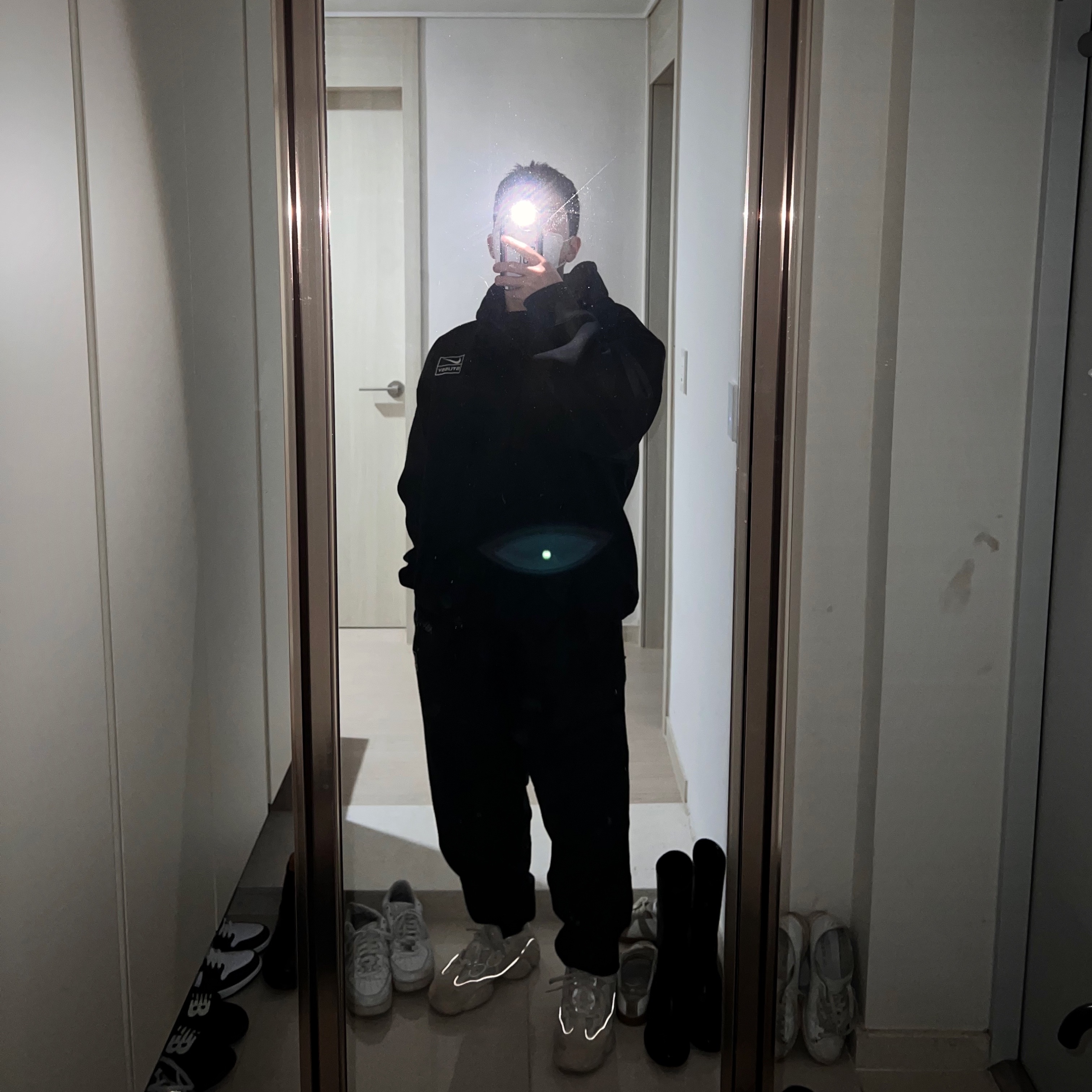 Adidas Yeezy 500 Blush 2018, Adidas Yeezy 500 Blush 2022 착용 스타일 - 2