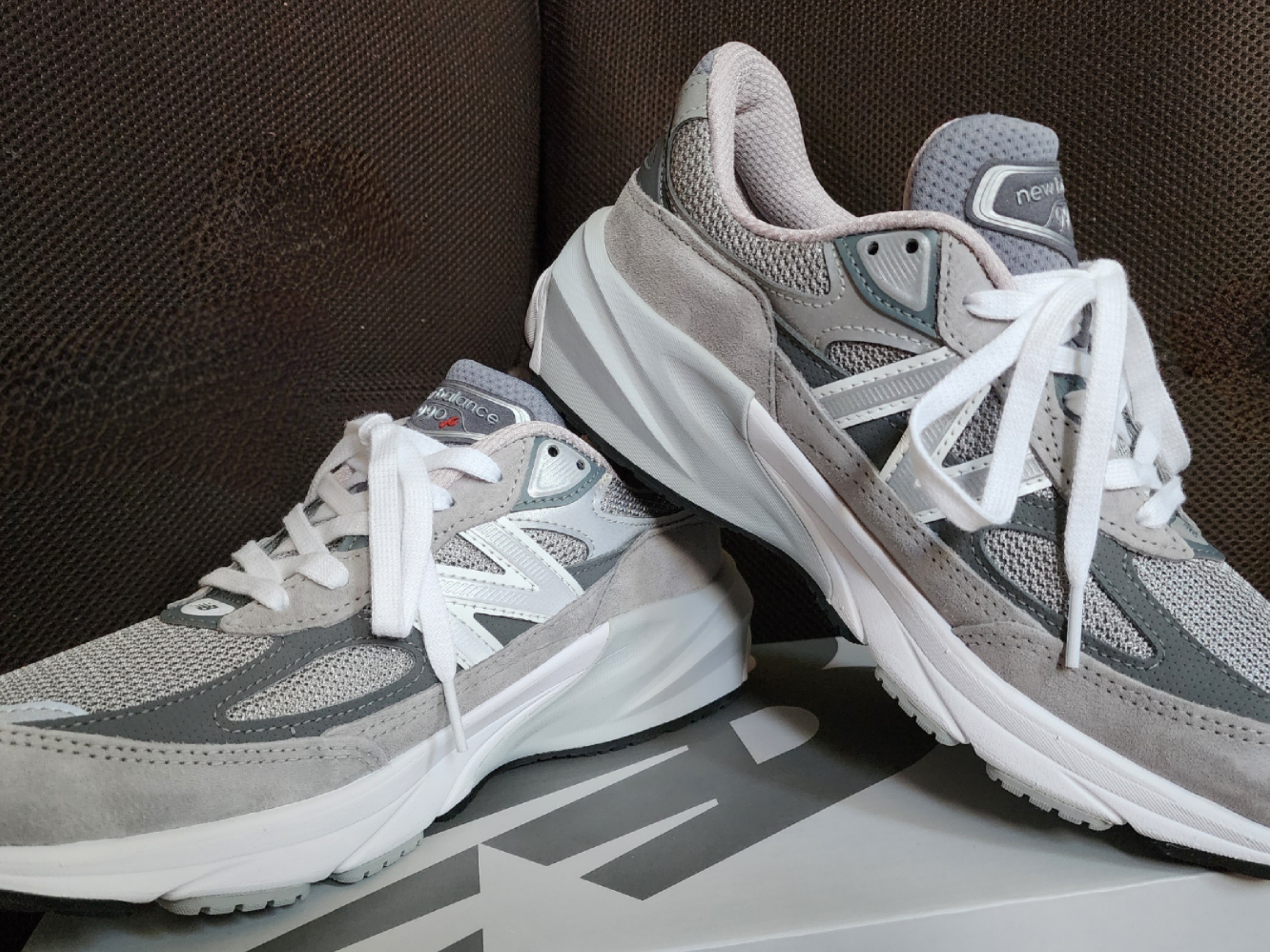 New Balance 990v6 Made in USA Grey - D Standard 착용 스타일 - 2