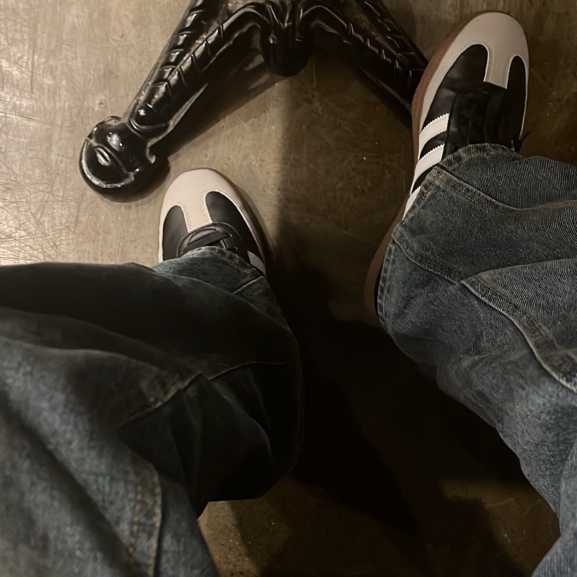 Adidas Samba Vegan Black White 착용 스타일