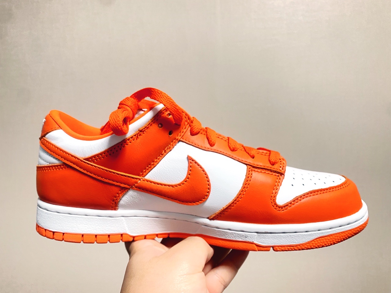 Nike Dunk Low SP Syracuse 2022 착용 스타일 - 2
