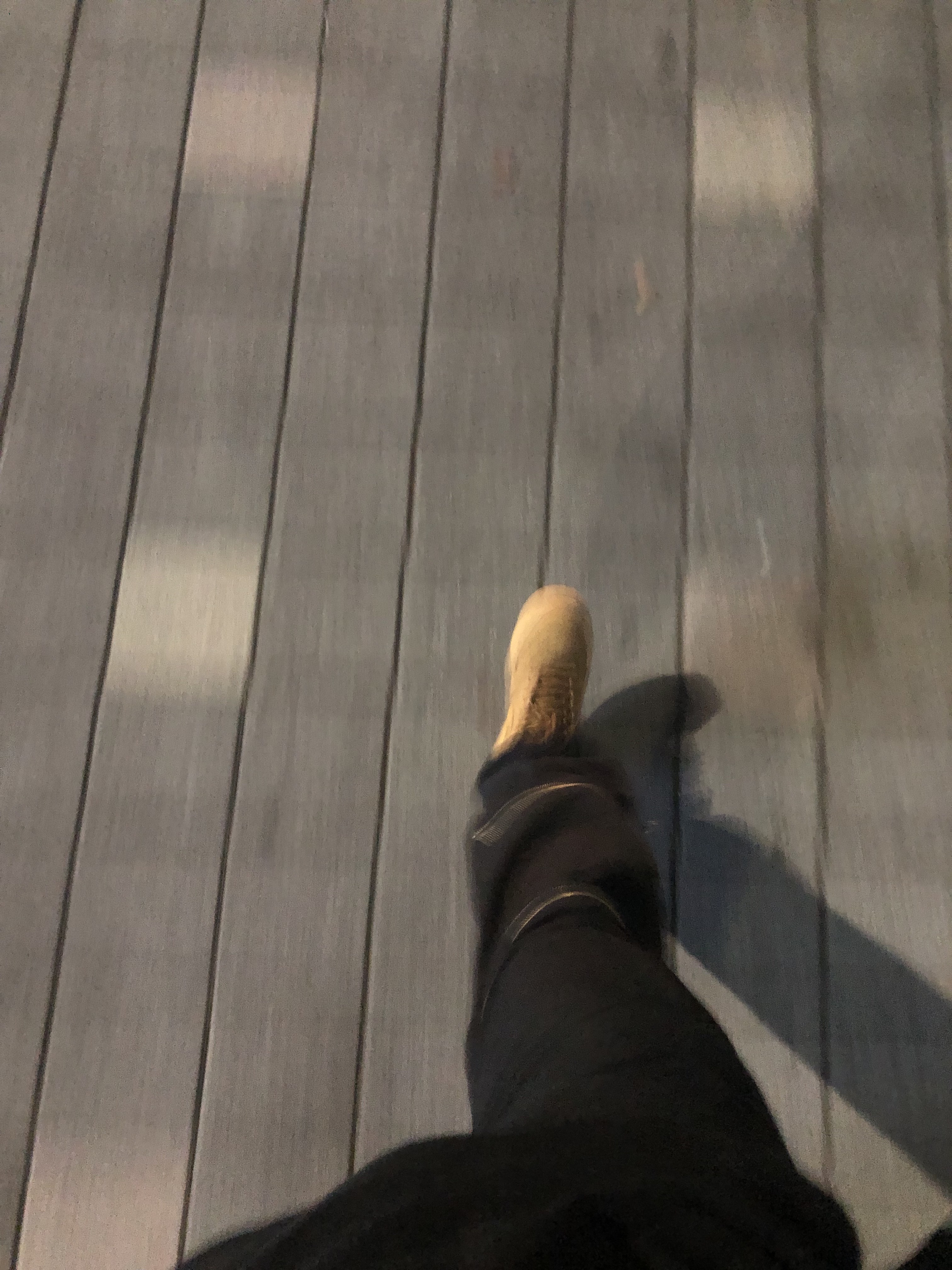 Nike Air Force 1 '07 WB Flax 착용 스타일