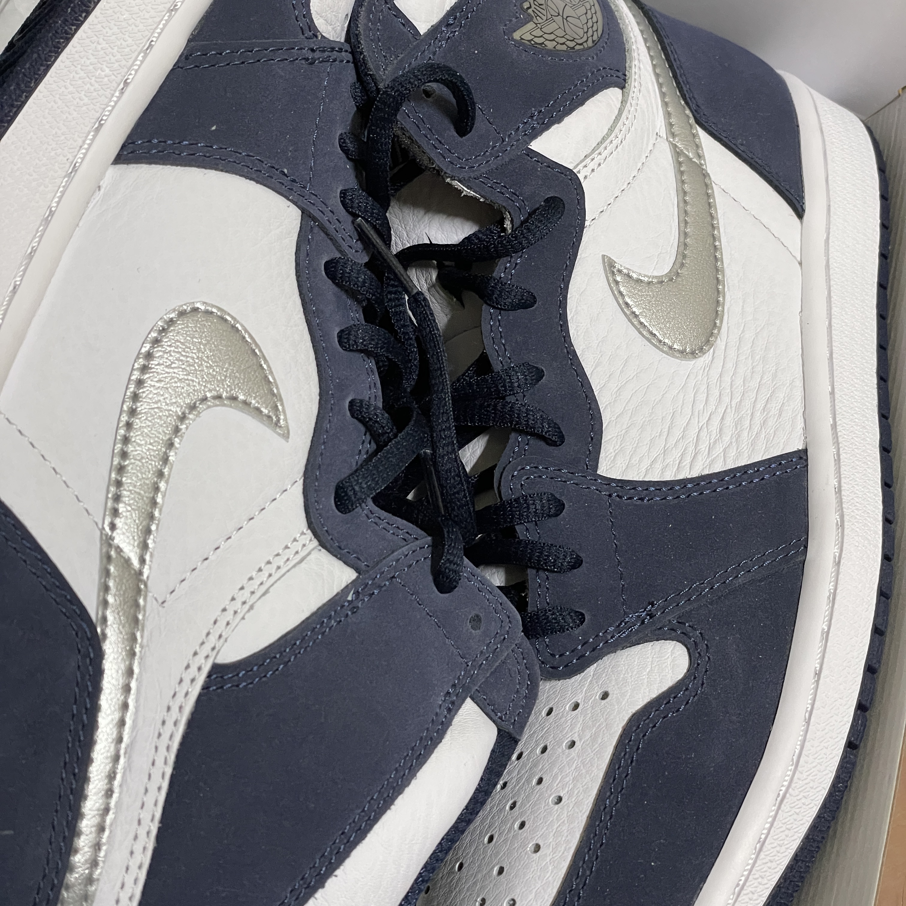 Jordan 1 Retro High OG CO.JP Midnight Navy 착용 스타일