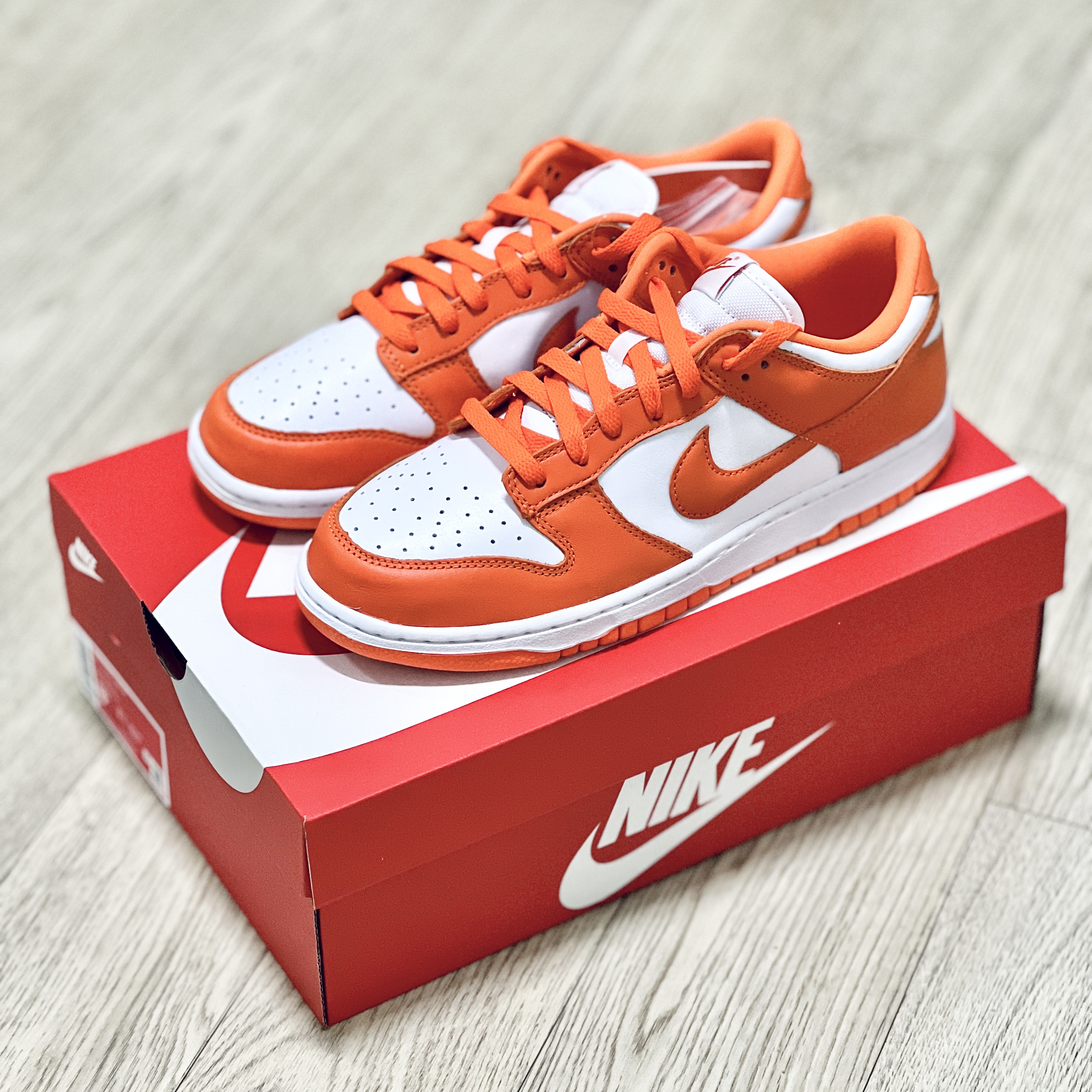 Nike Dunk Low SP Syracuse 2022 착용 스타일 - 2