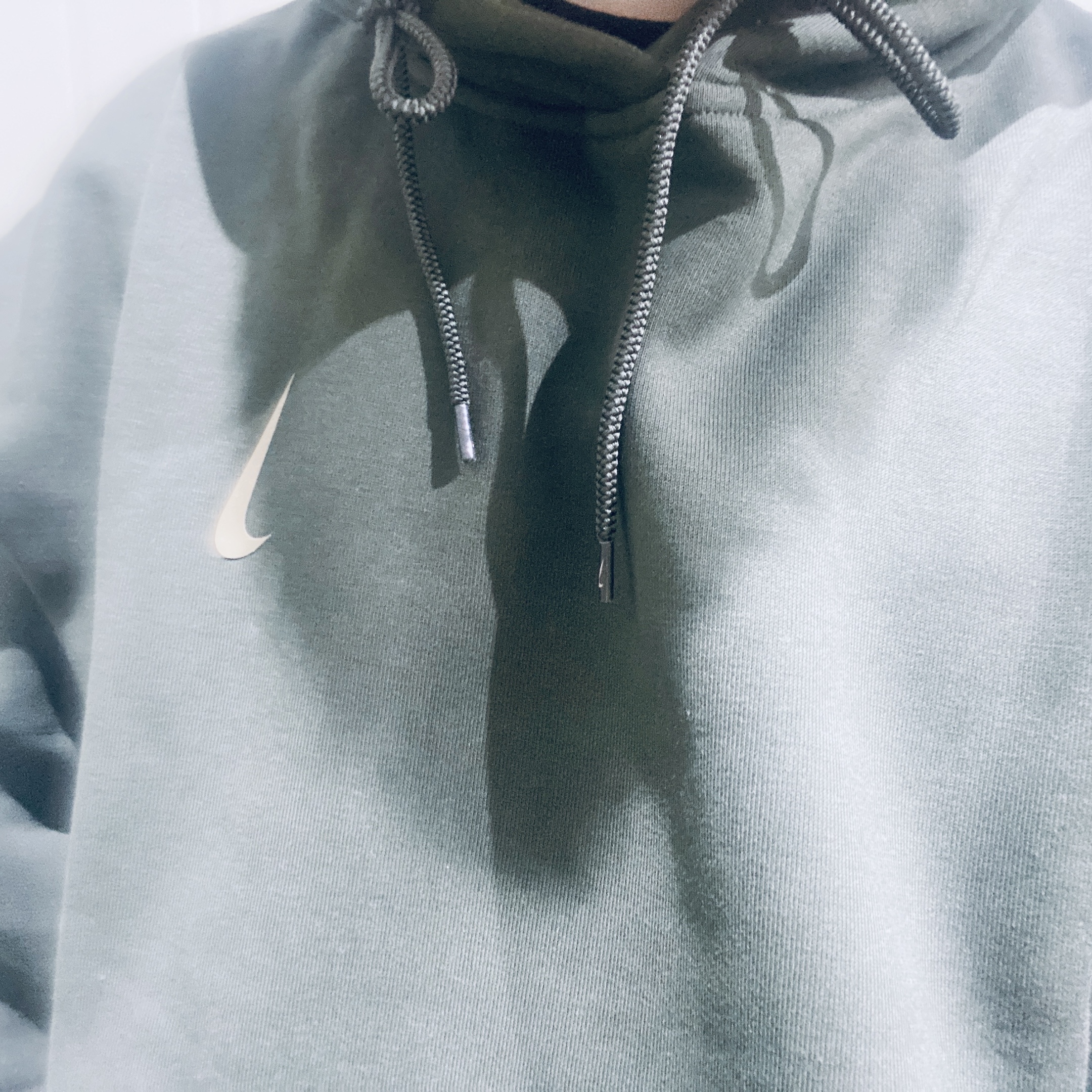 Nike x Billie Eilish NRG Fleece Hoodie Sequoia - Asia 착용 스타일 - 3