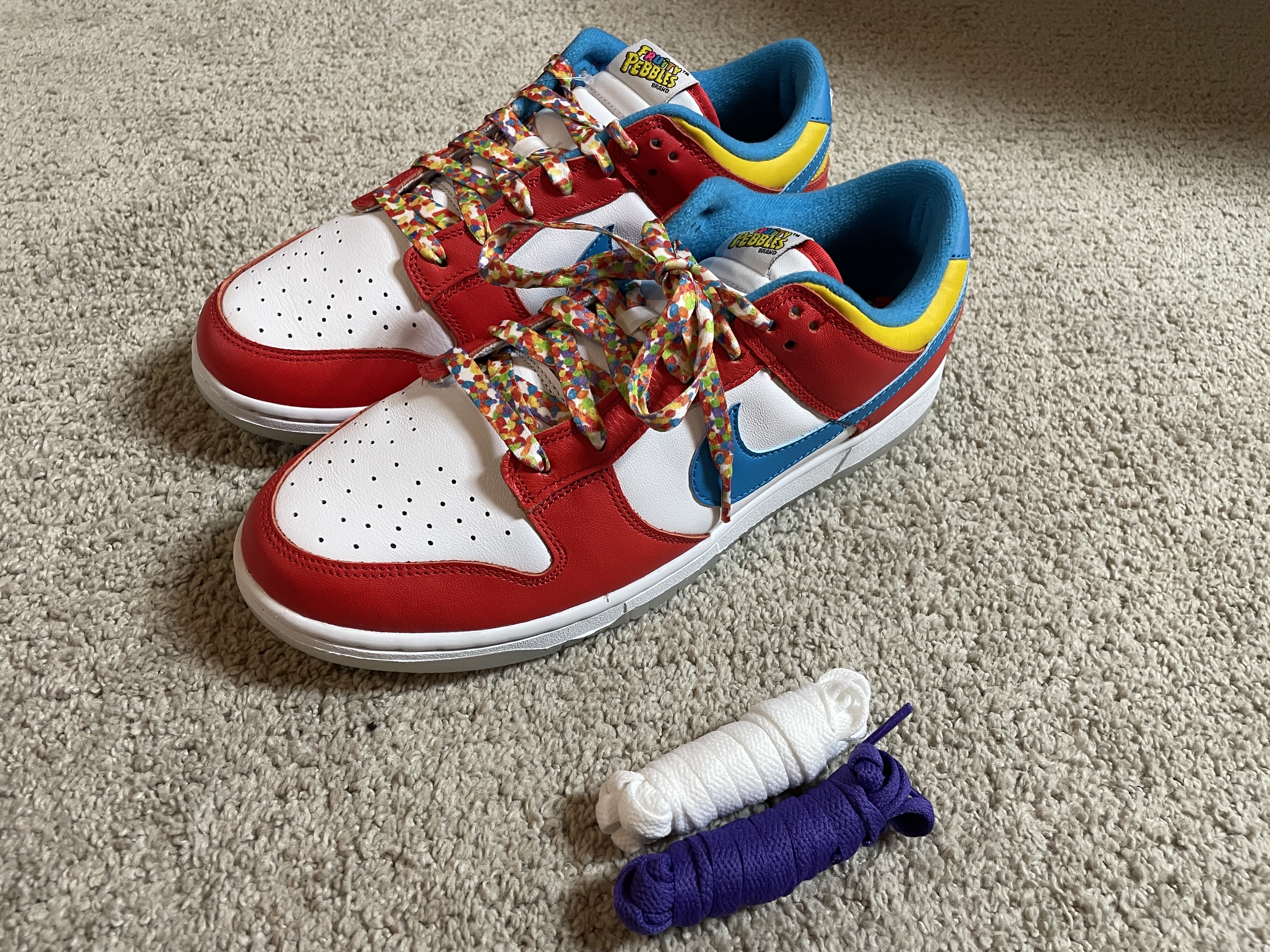 Nike x LeBron James x Fruity Pebbles Dunk Low QS Habanero Red 착용 스타일 - 1