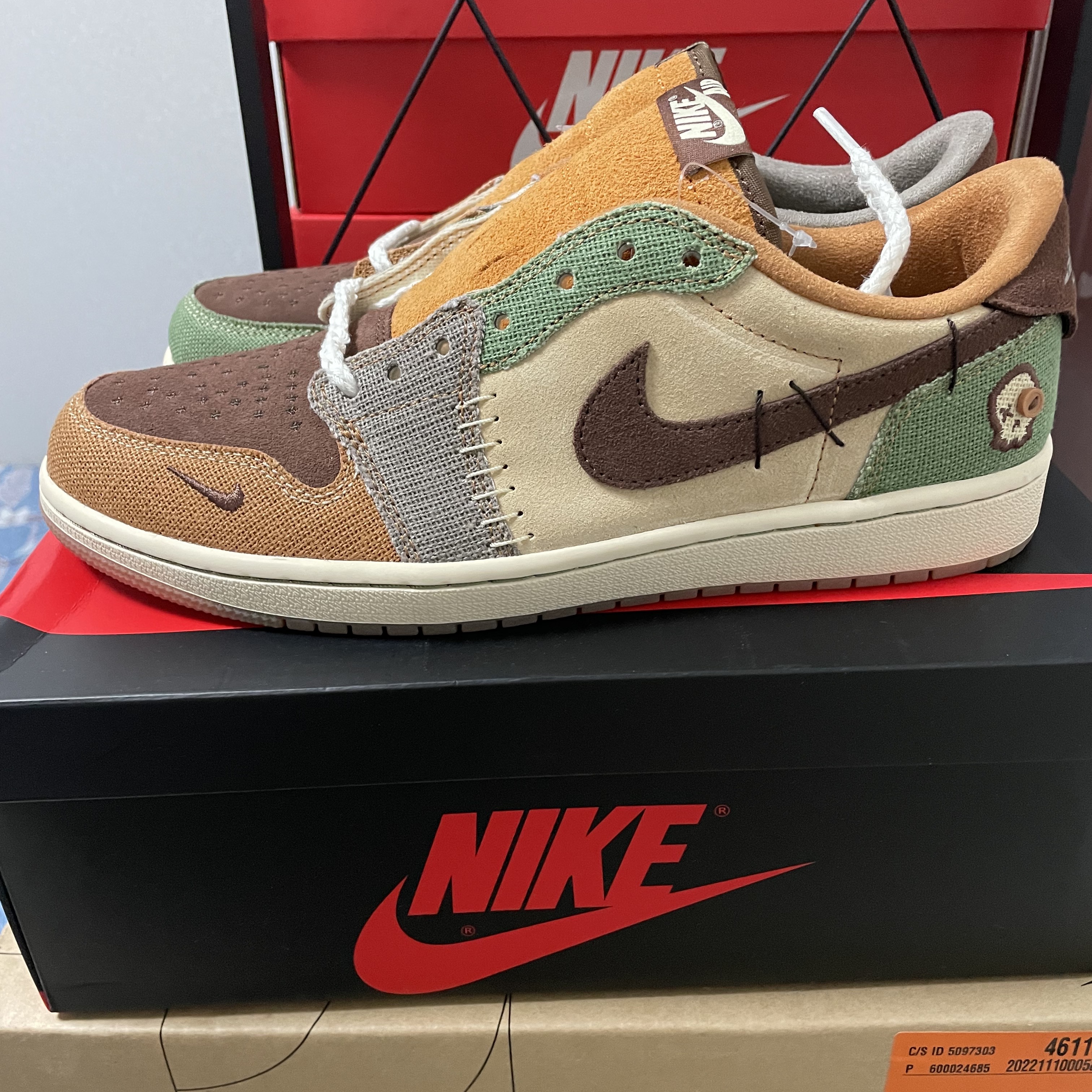 Jordan 1 x Zion Williamson Retro Low OG Flax and Oil Green 착용 스타일 - 5