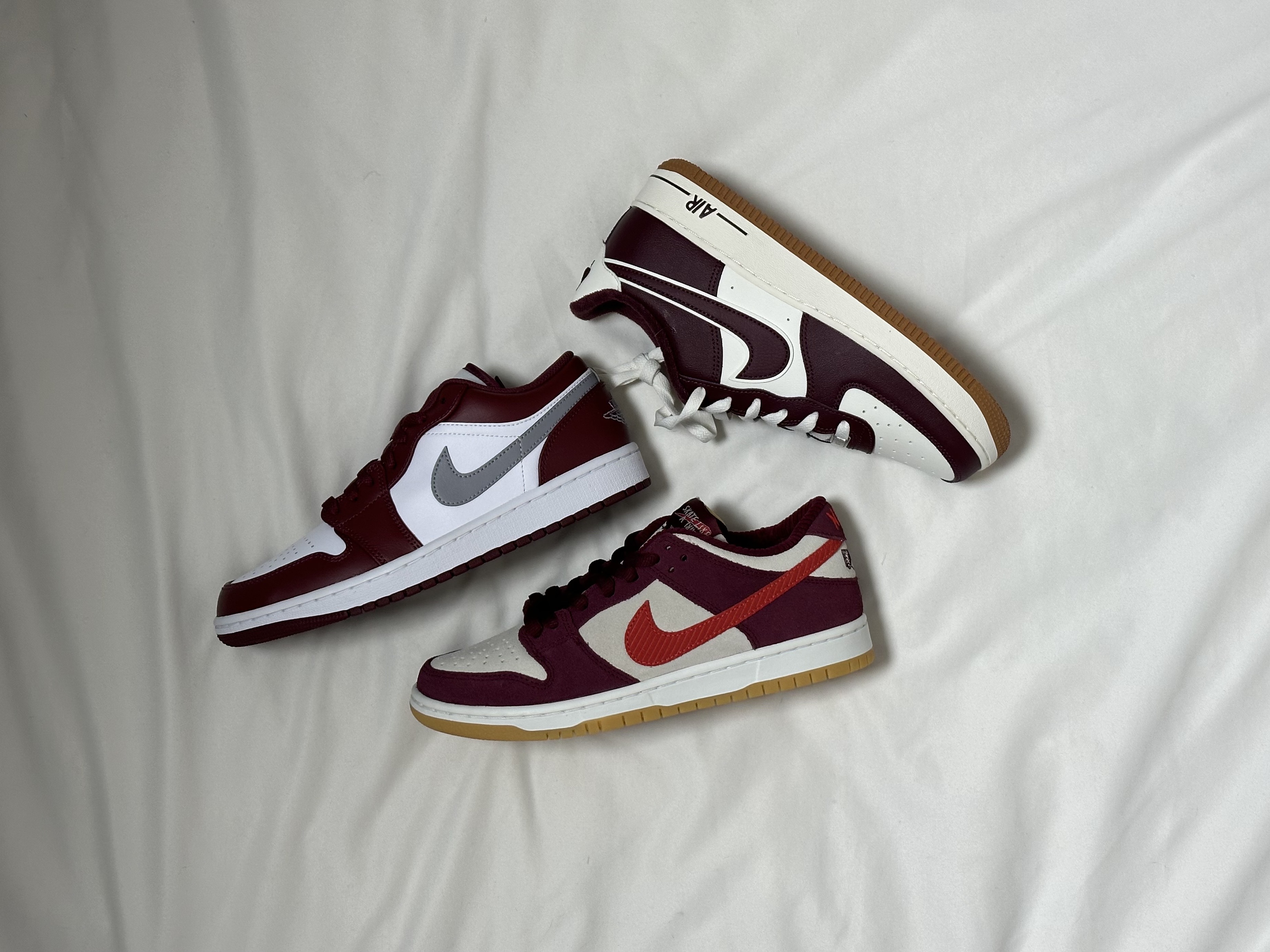 Nike x Skate Like a Girl SB Dunk Low QS Barely Rose, Jordan 1 Low Cherrywood Red 착용 스타일 - 1