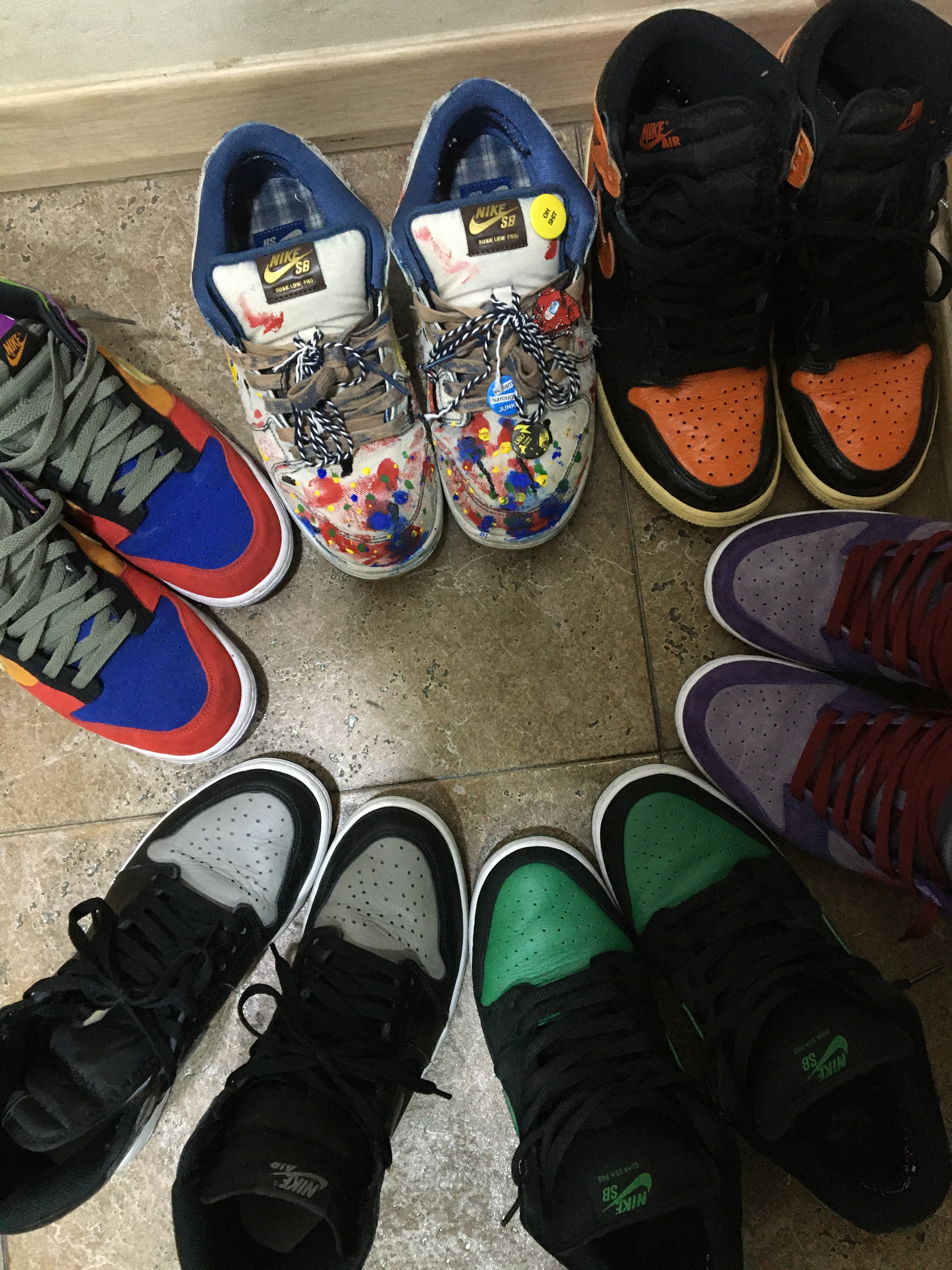 Nike SB Dunk Low Pro Black Pine Green, Jordan 1 Retro High OG Shadow 2018 착용 스타일