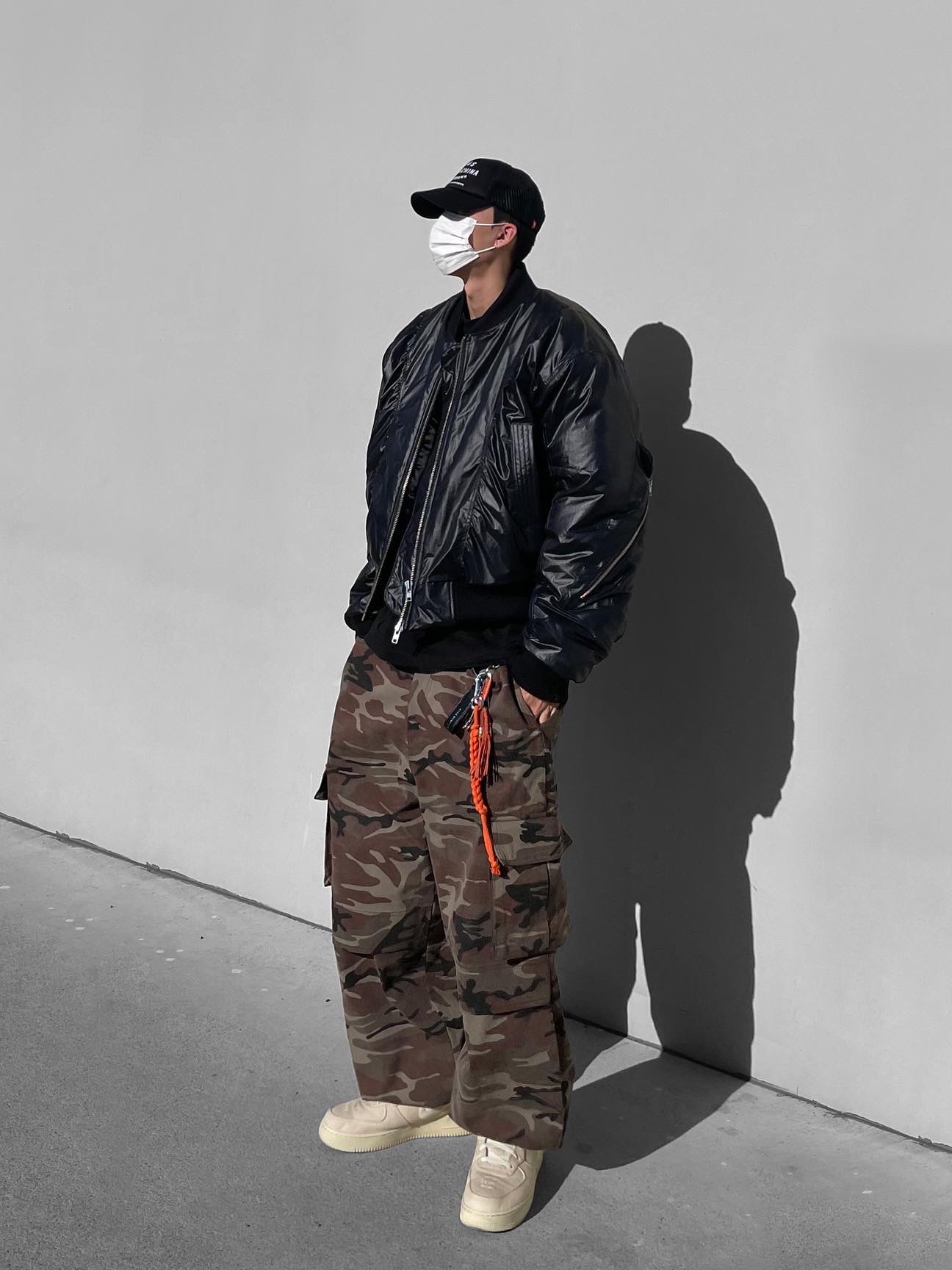 Nike x Stussy Air Force 1 '07 Mid SP Fossil 착용 스타일 - 1