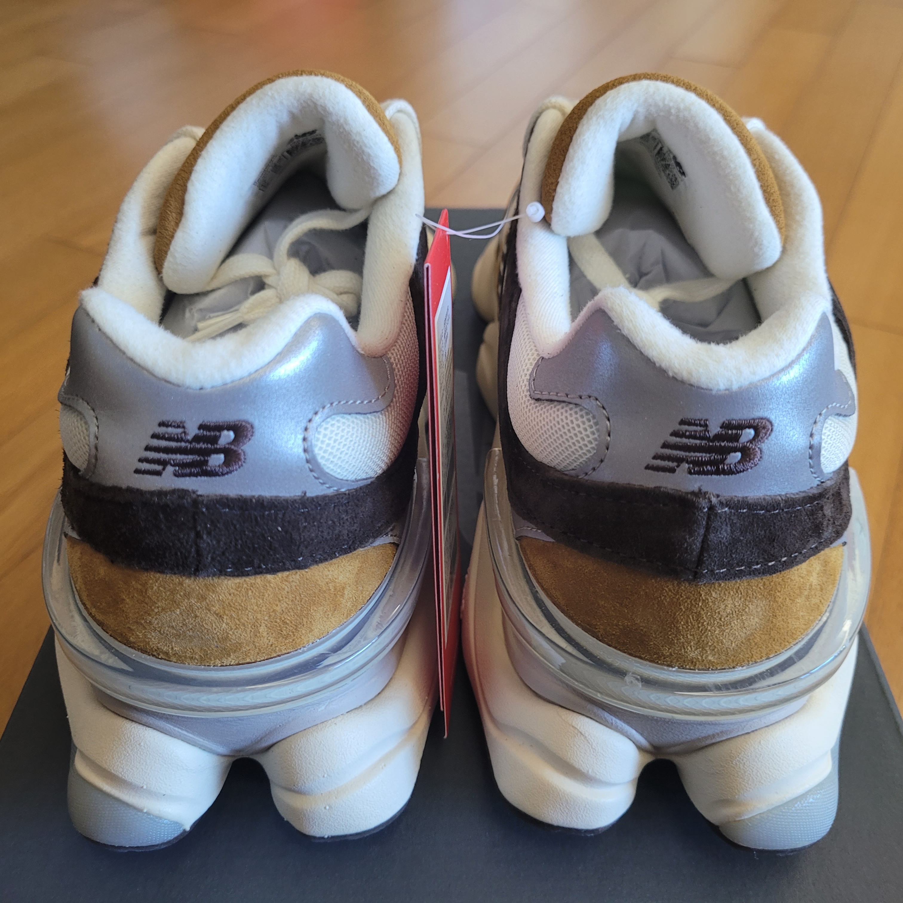 New Balance 9060 Workwear 착용 스타일 - 4