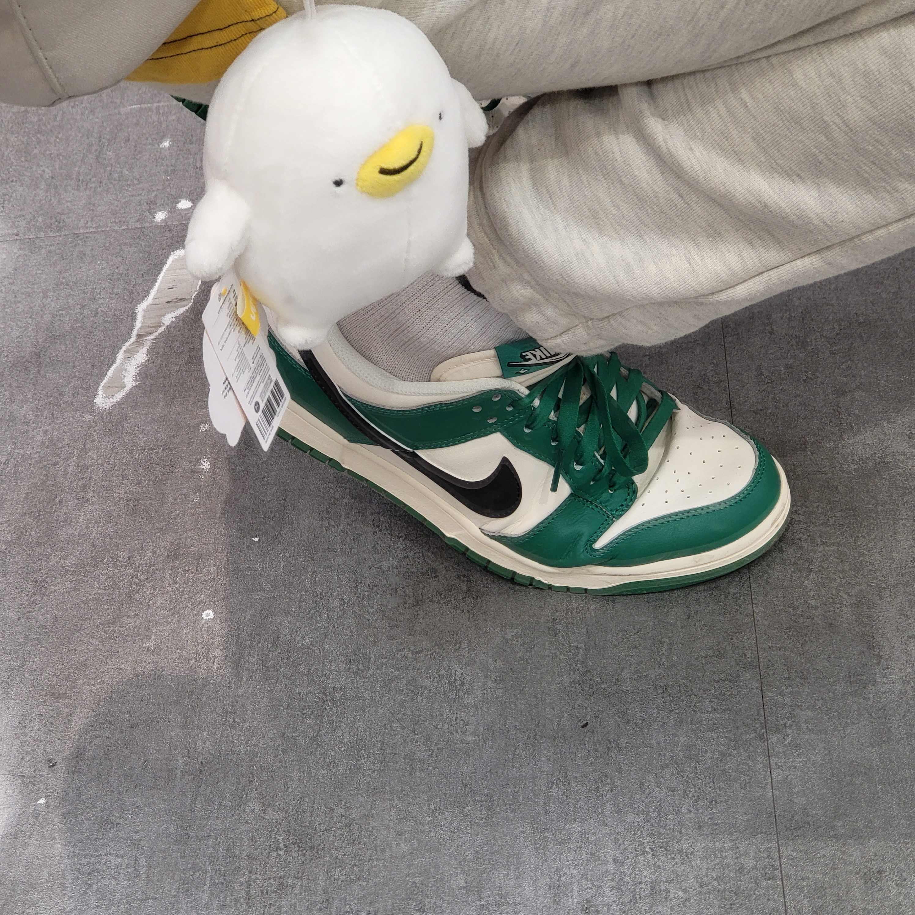 Nike Dunk Low Retro SE Jackpot Malachite 착용 스타일