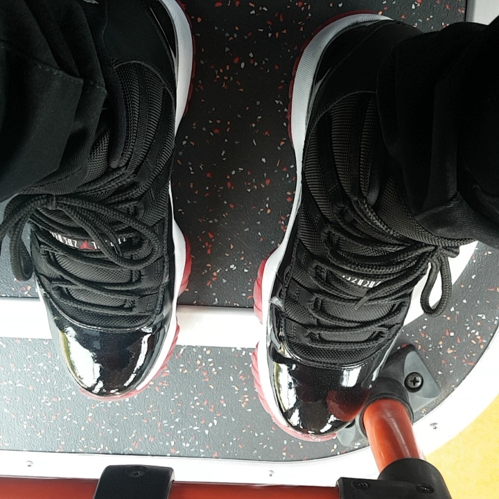 Jordan 11 Retro Bred 2012 착용 스타일