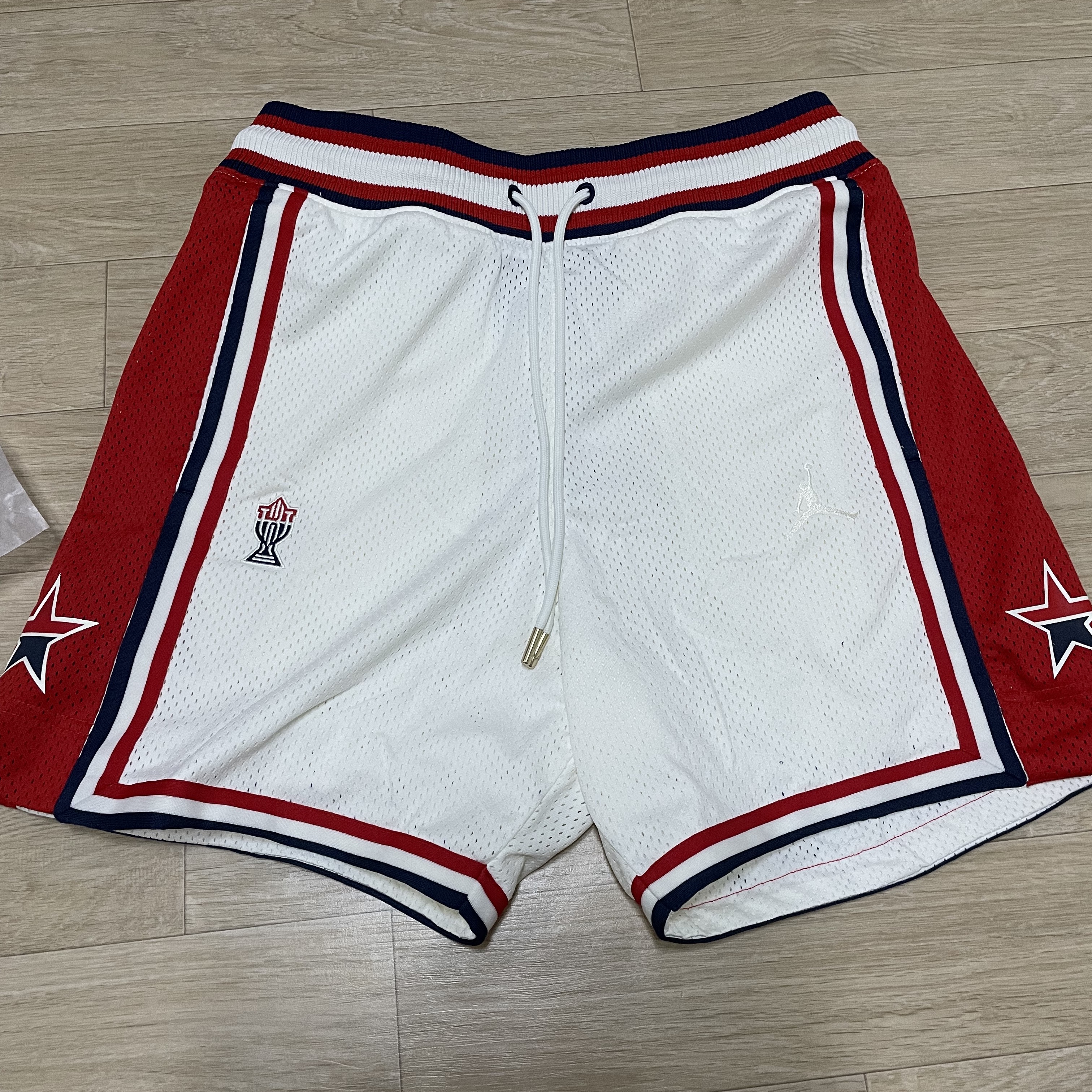 Jordan x Trophy Room Game Shorts Sail - Asia 착용 스타일 - 1