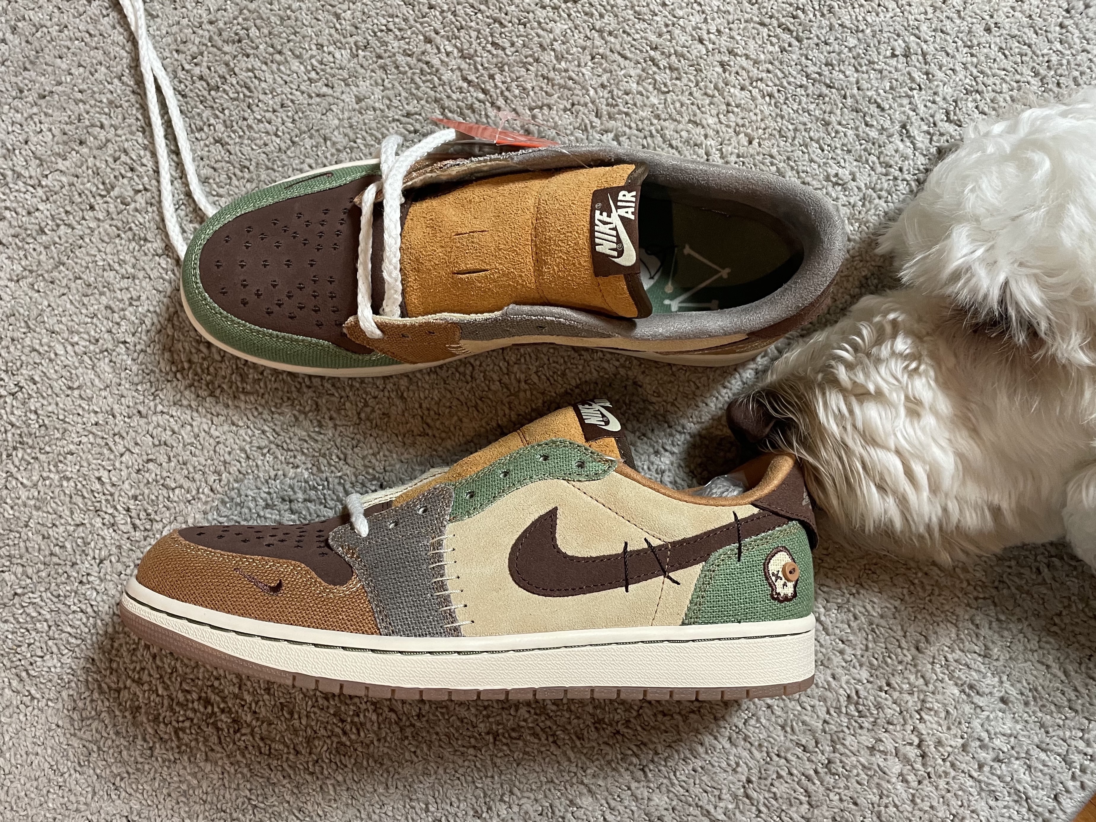 Jordan 1 x Zion Williamson Retro Low OG Flax and Oil Green 착용 스타일 - 2