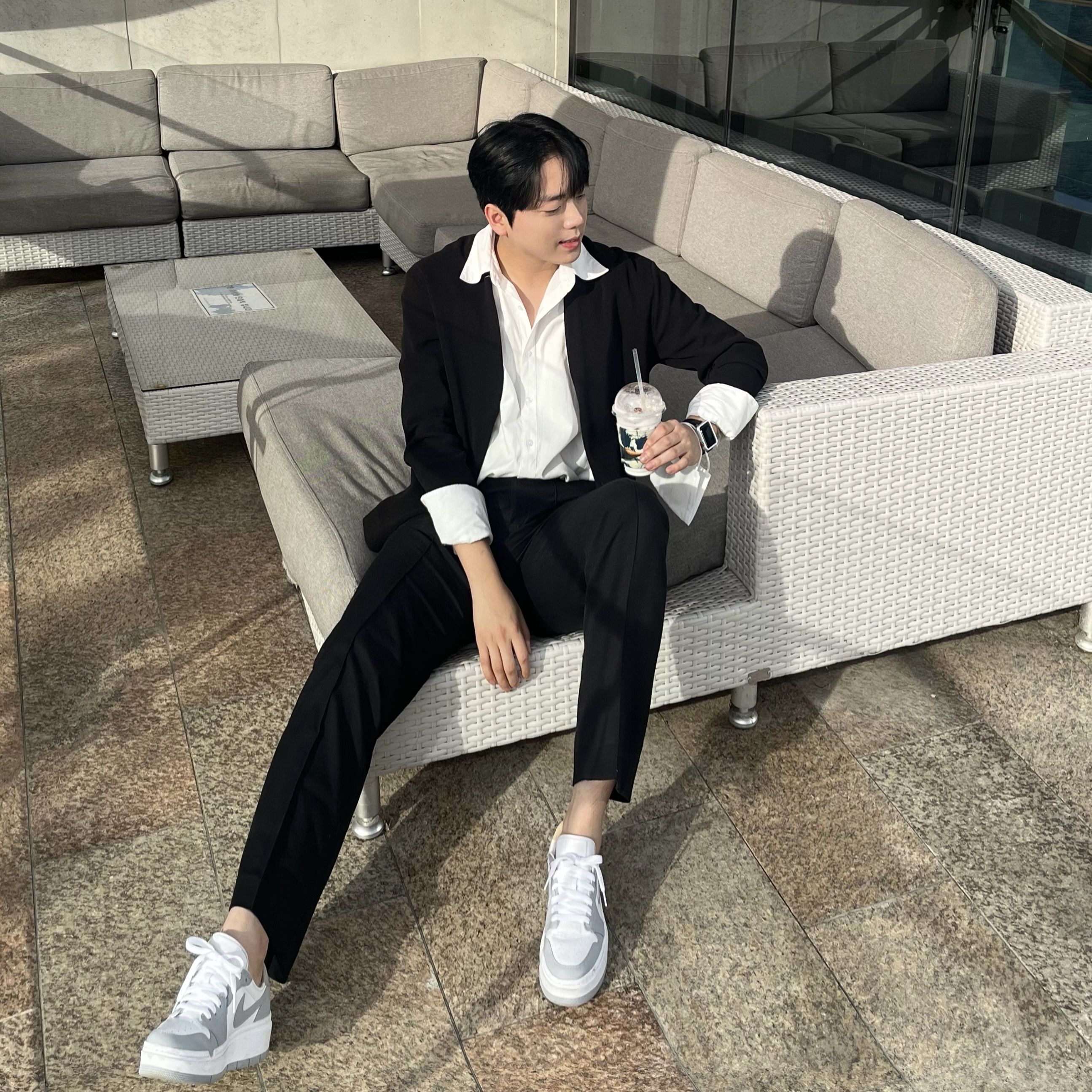 (W) Jordan 1 Elevate Low White and Wolf Grey 착용 스타일