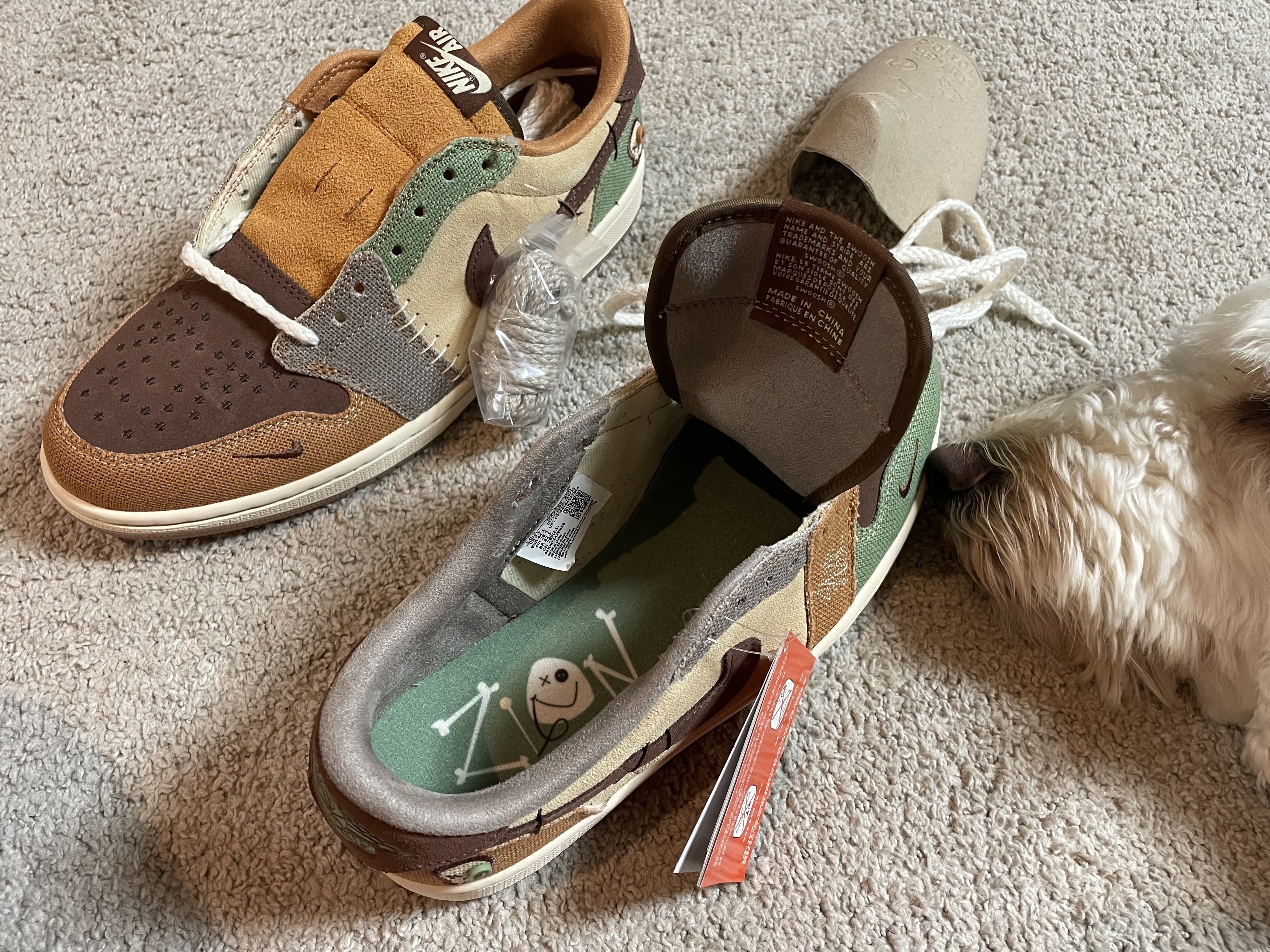 Jordan 1 x Zion Williamson Retro Low OG Flax and Oil Green 착용 스타일 - 5