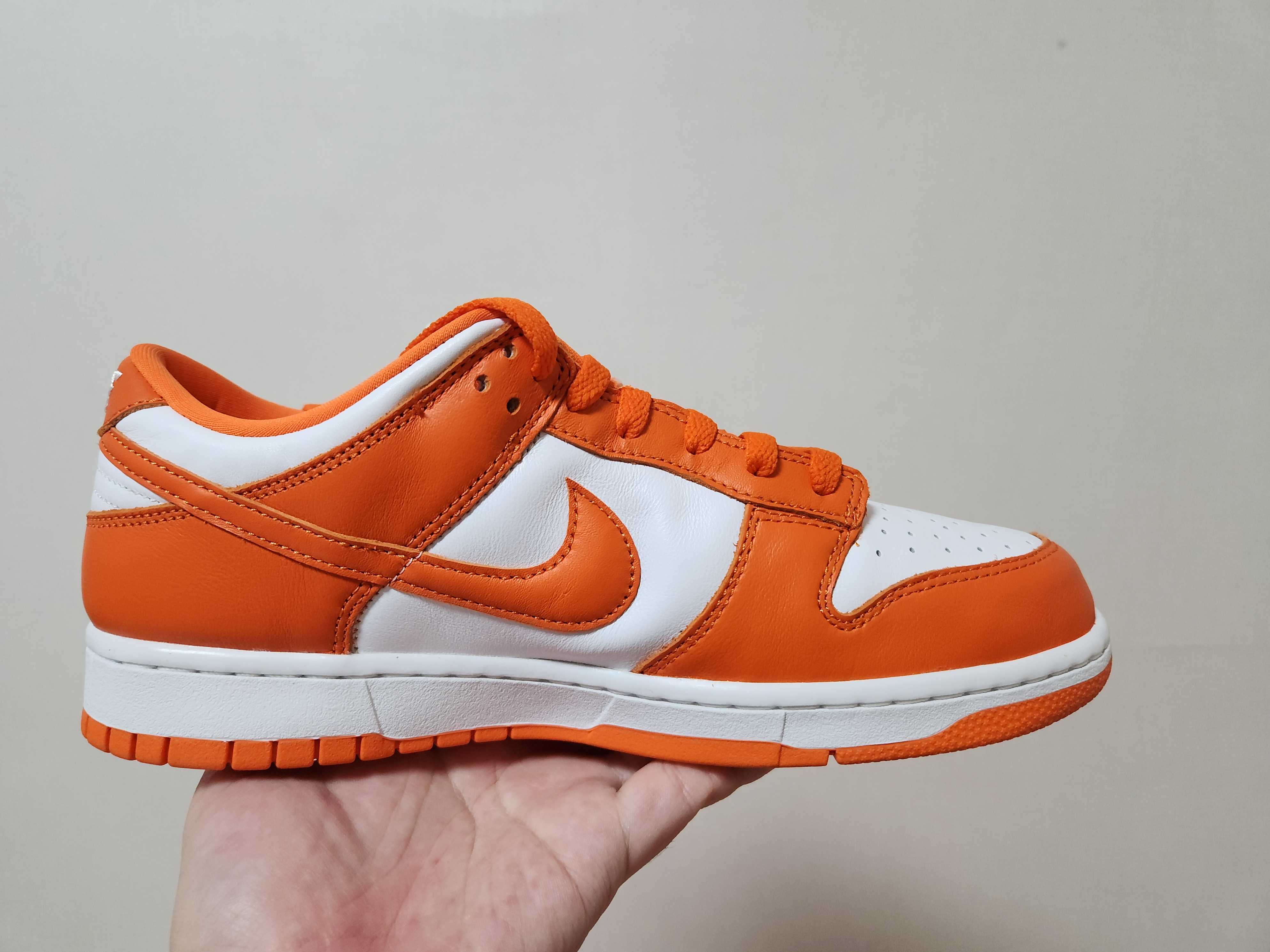 Nike Dunk Low SP Syracuse 2022, Nike Dunk Low SP Kentucky 2022 착용 스타일 - 3