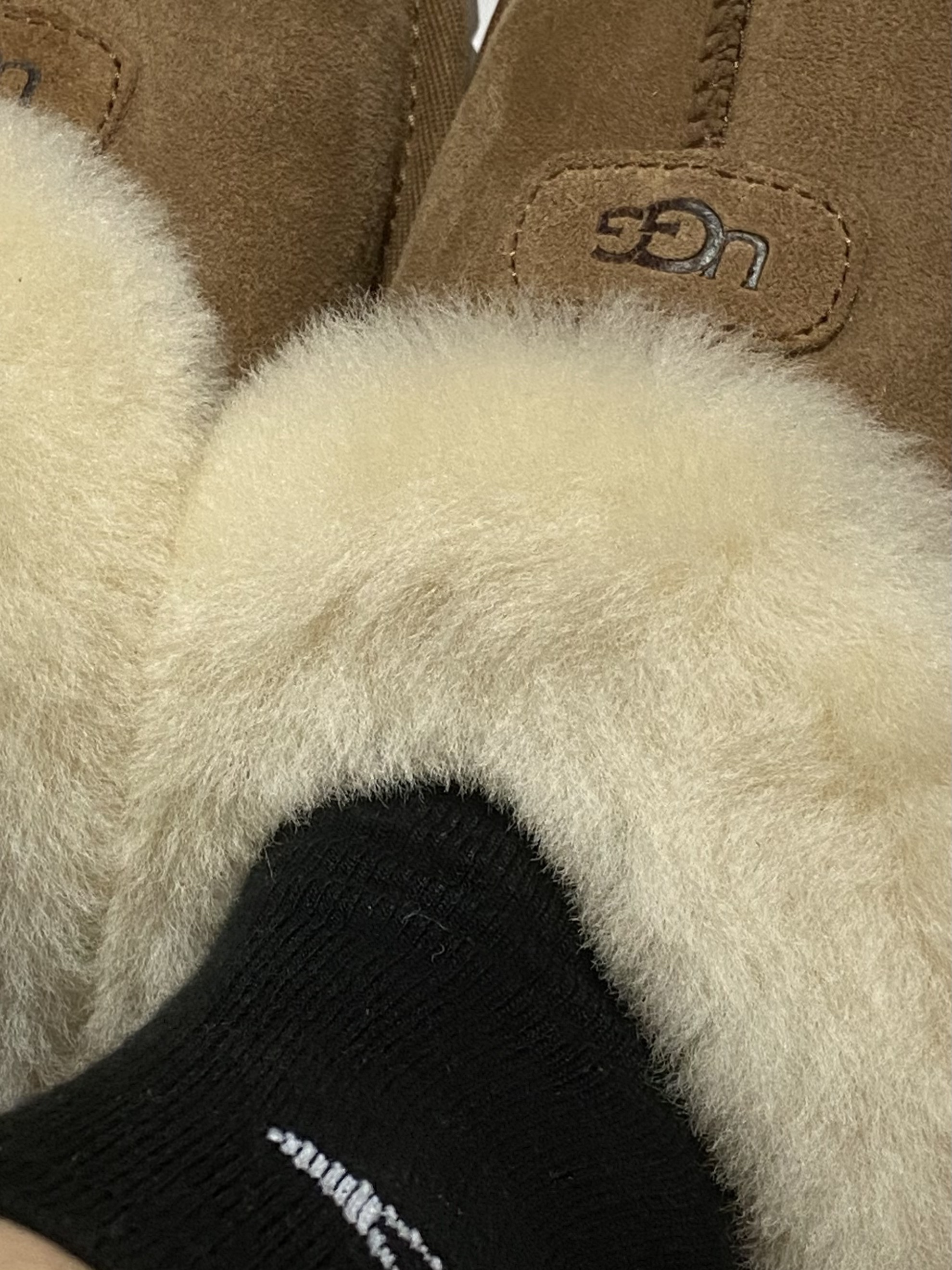 (W) UGG Coquette Slipper Chestnut 착용 스타일