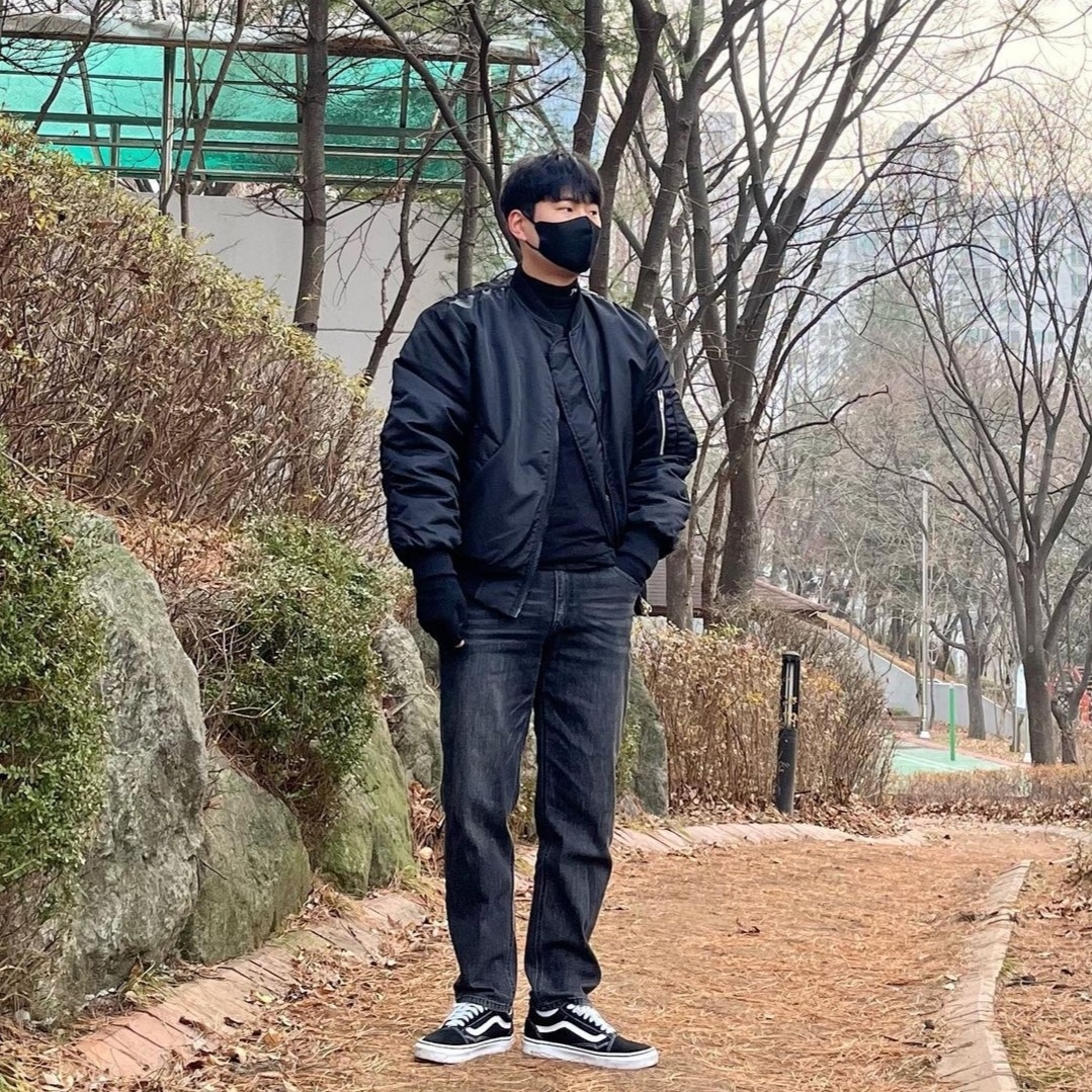 Vans ComfyCush Old Skool Black True white 착용 스타일 - 1