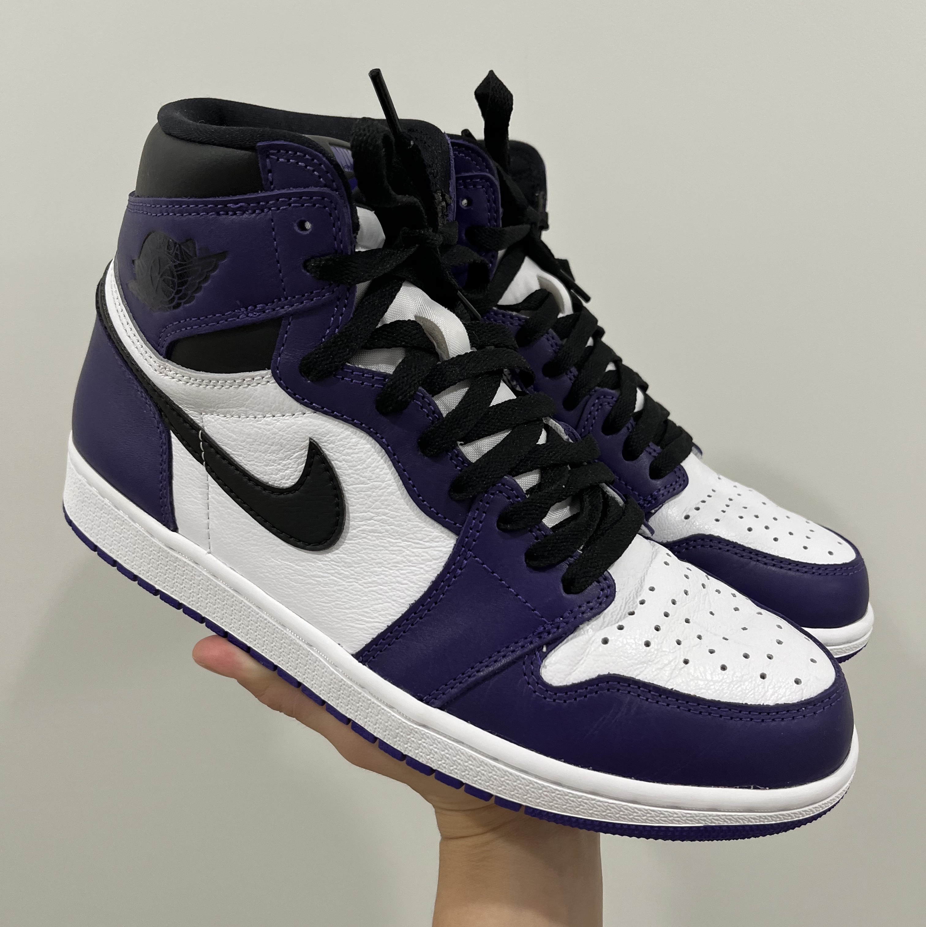 Jordan 1 Retro High OG Court Purple 2020 착용 스타일 - 1