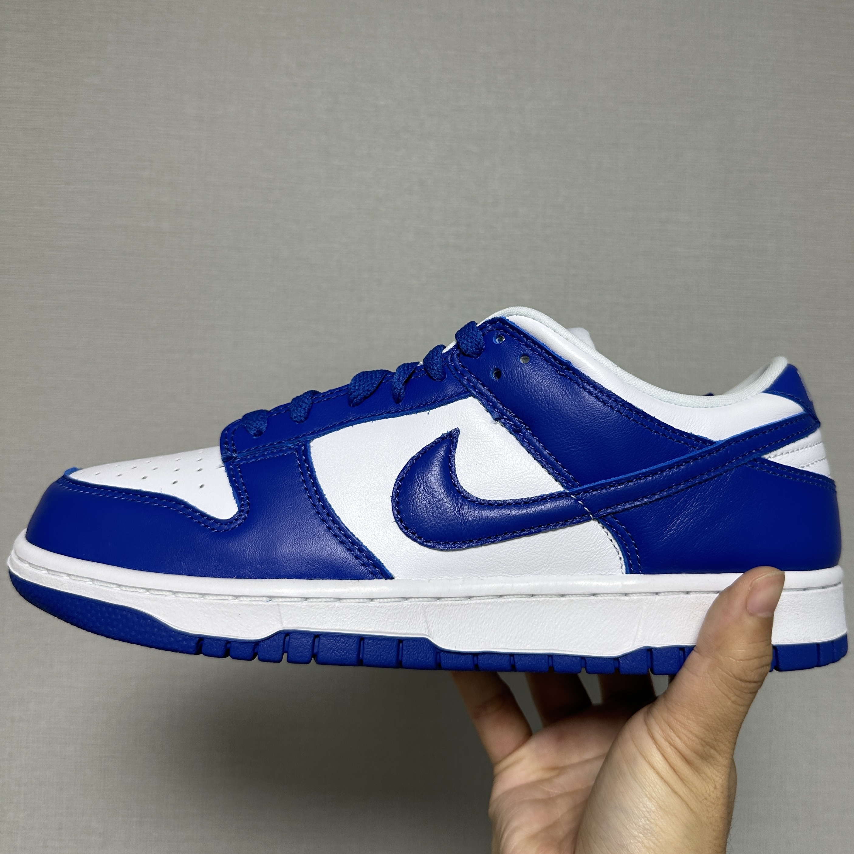 Nike Dunk Low SP Kentucky 2022 착용 스타일