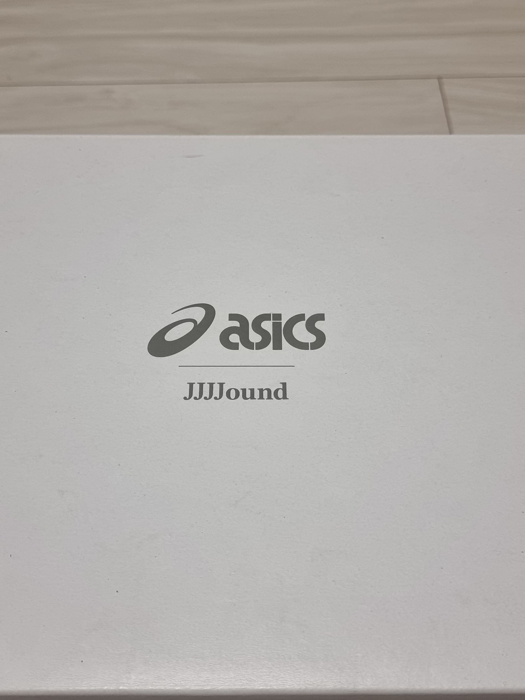 Asics x JJJJound Gel-Kayano 14 Silver White 착용 스타일 - 2