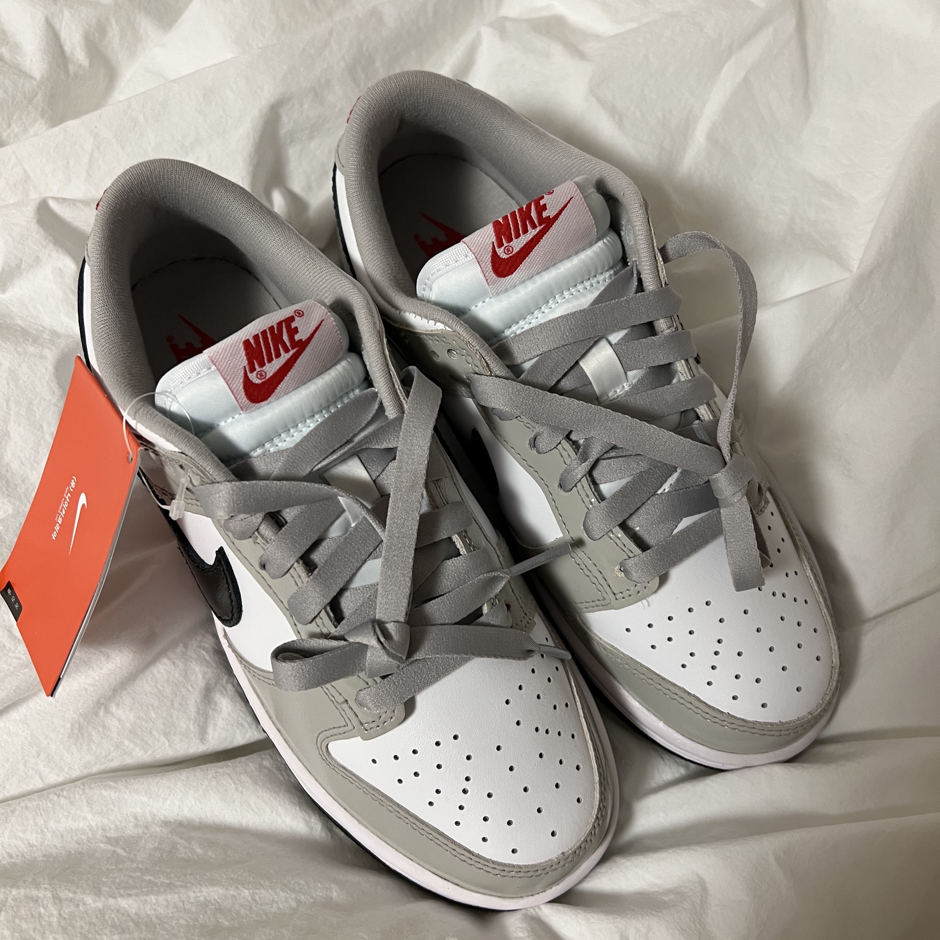 (W) Nike Dunk Low Essential Light Iron Ore Black 착용 스타일 - 1