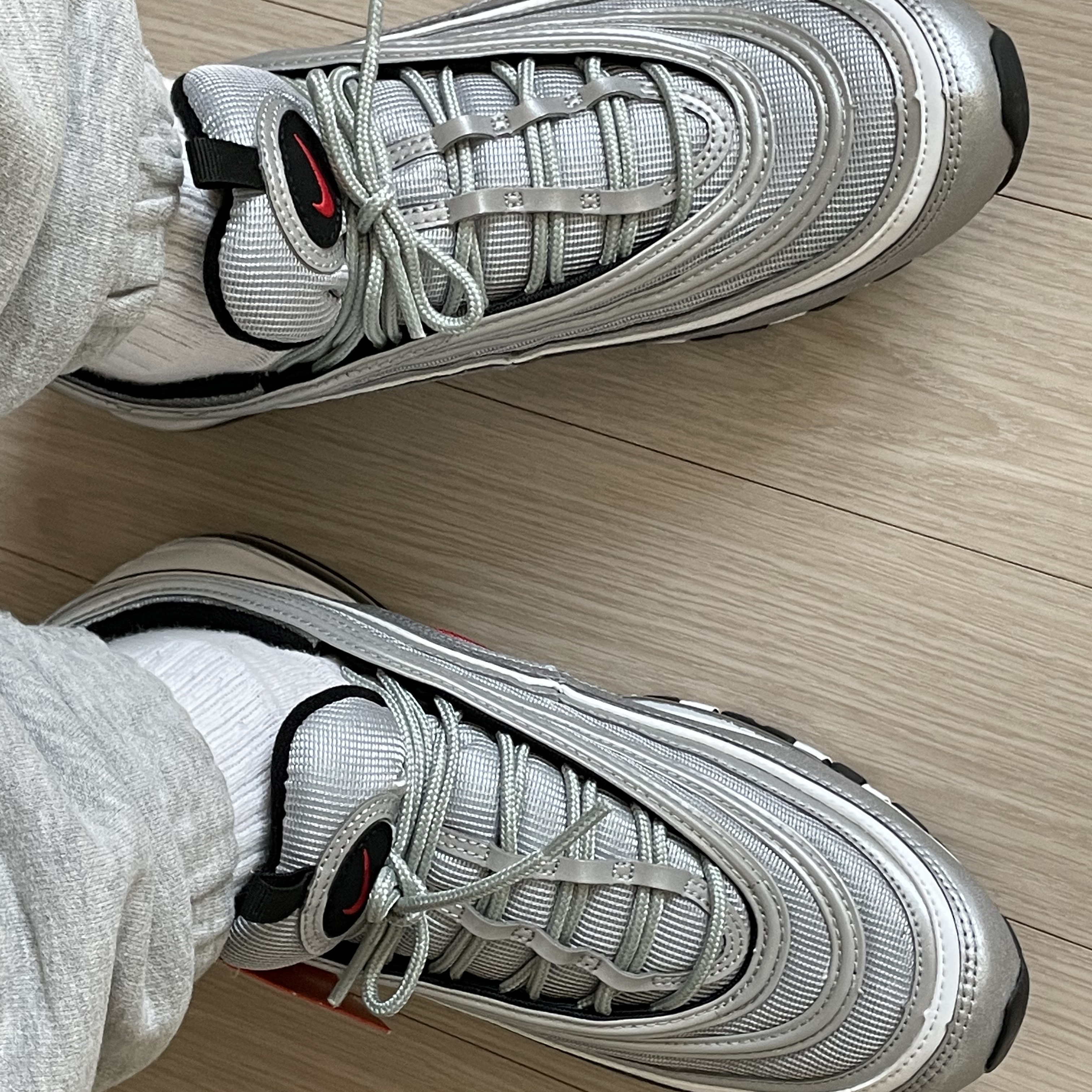 Nike Air Max 97 OG Silver Bullet 2022 착용 스타일 - 2