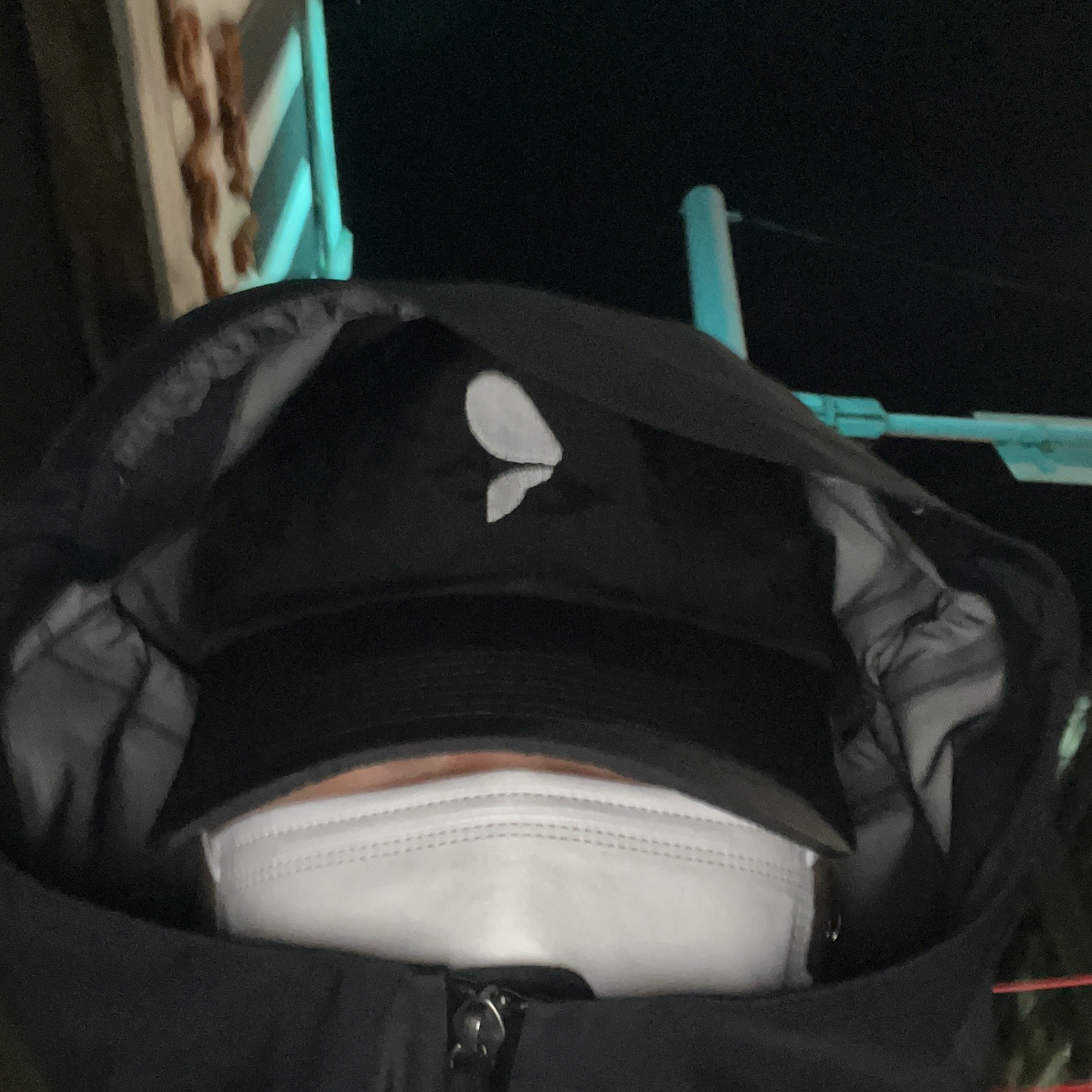 Arc'teryx Beta LT Jacket Black, Asics x Kiko Kostadinov Gel-Sokat 2 Carrier Grey 착용 스타일 - 2