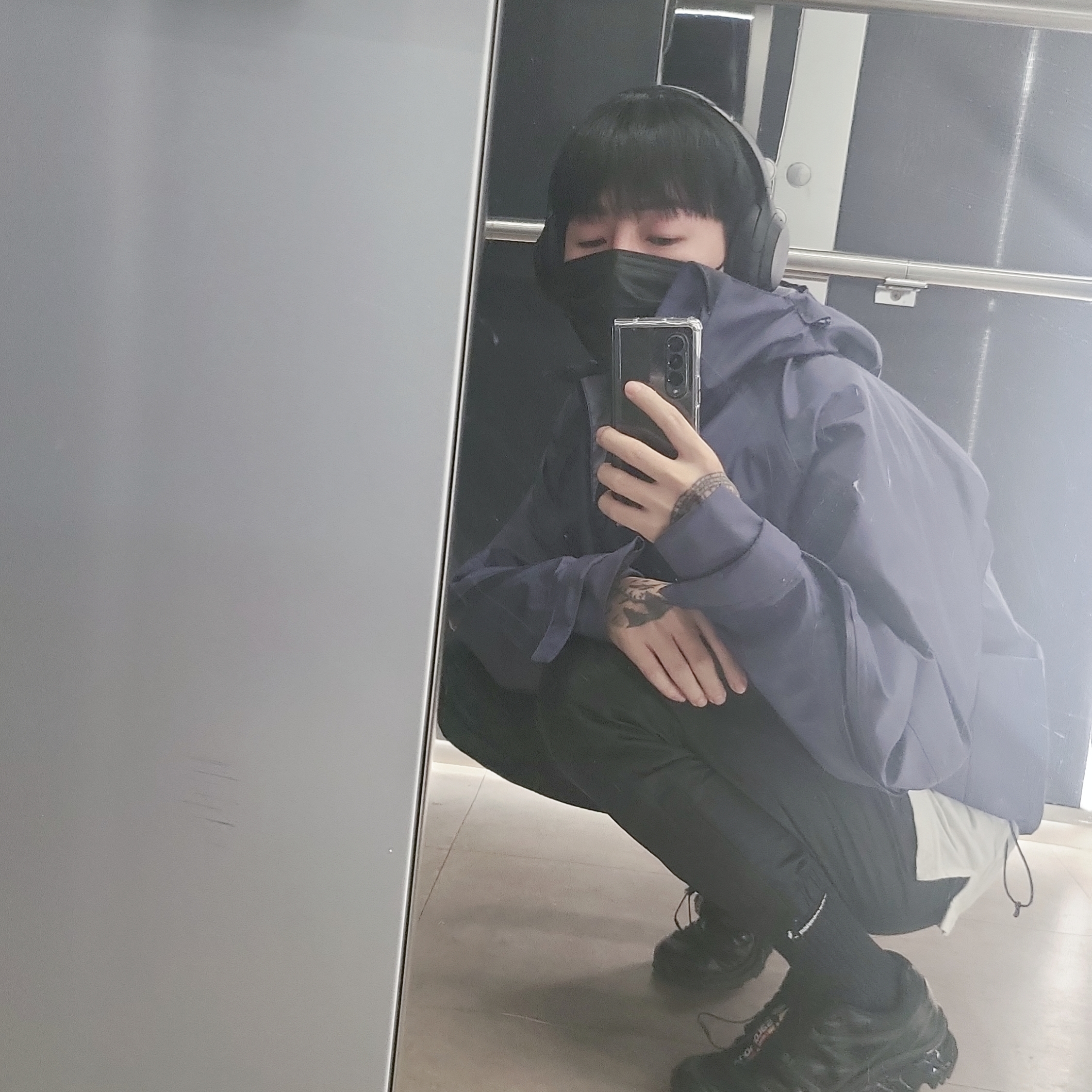 Undermycar Caudal Multi Zip Light Blouson Sargasso Sea - 21SS, Salomon XT-6 ADV Black 착용 스타일