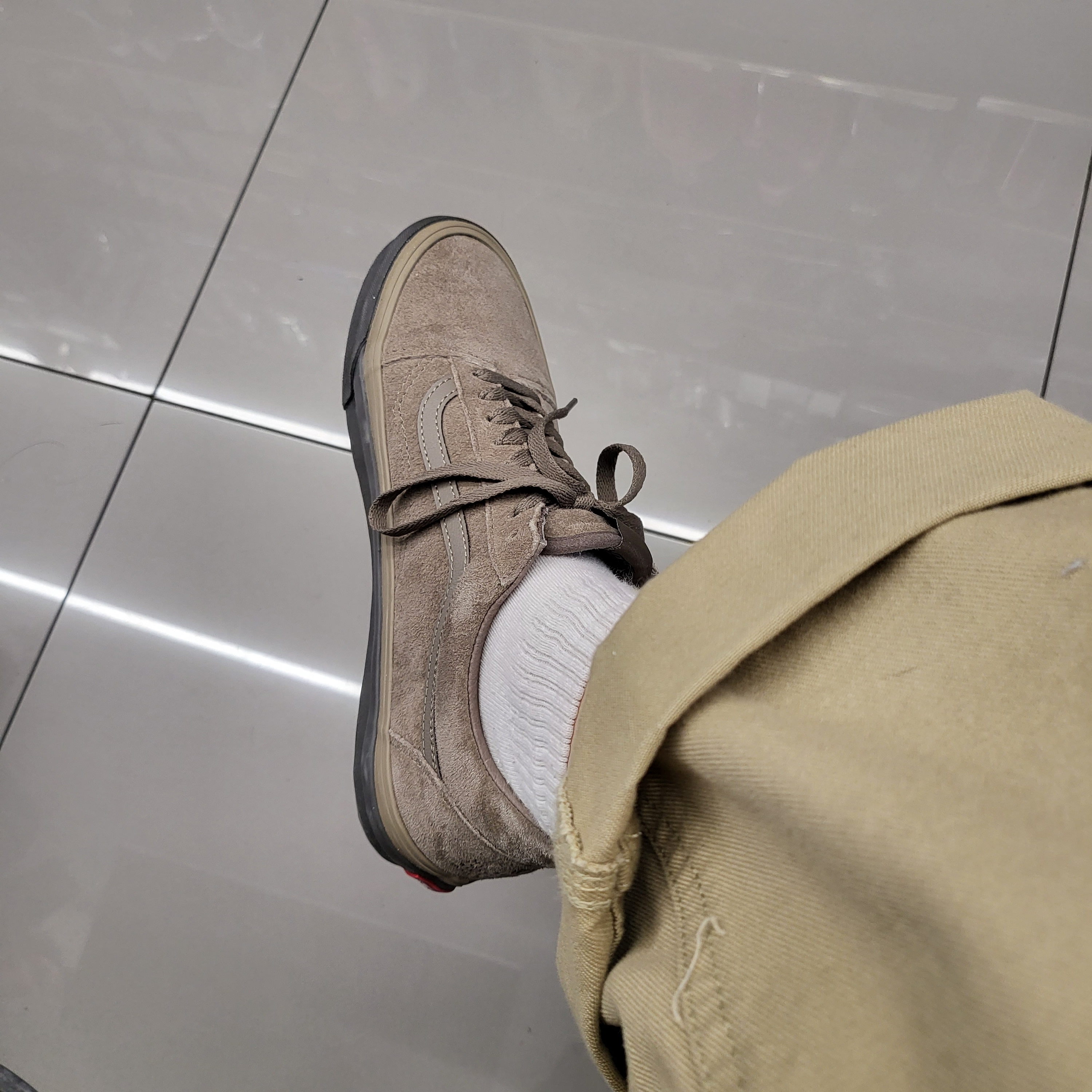 Vans Vault x WTAPS OG Old Skool LX Coyote 착용 스타일 - 2