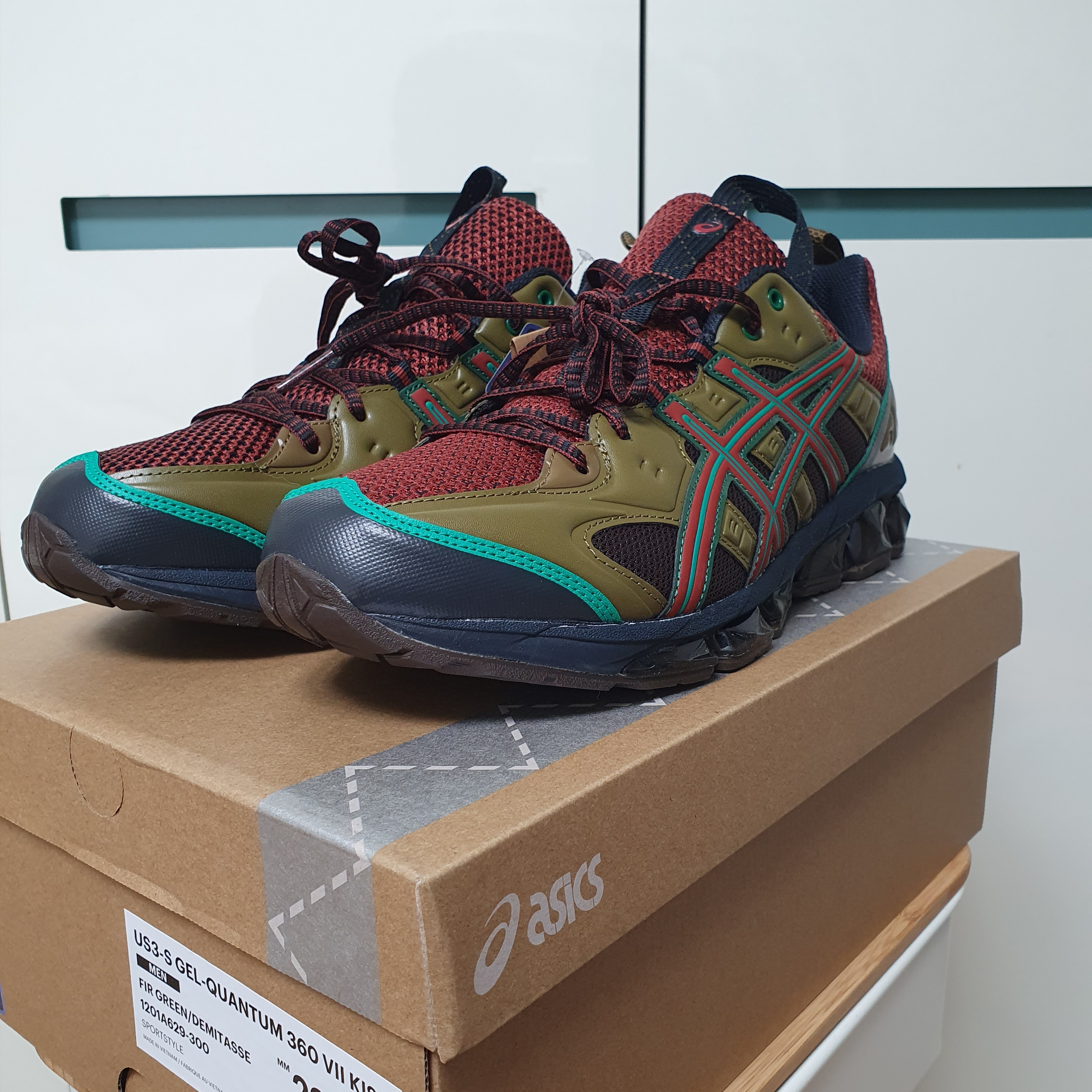 Asics US3-S Gel-Quantum 360 VII Kiso Fir Green 착용 스타일 - 2