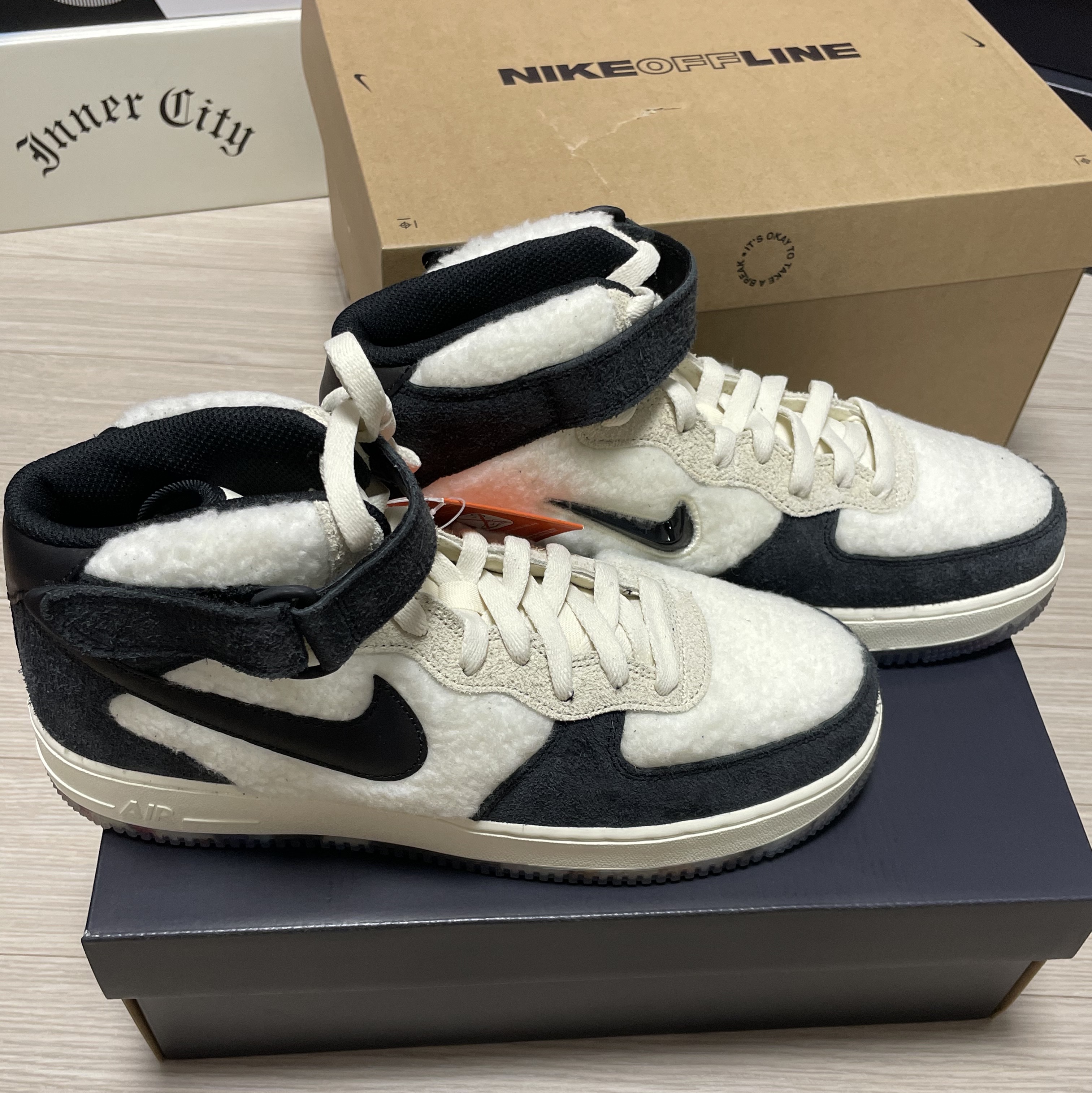 Nike Air Force 1 Mid '07 Premium Culture Day 착용 스타일 - 1