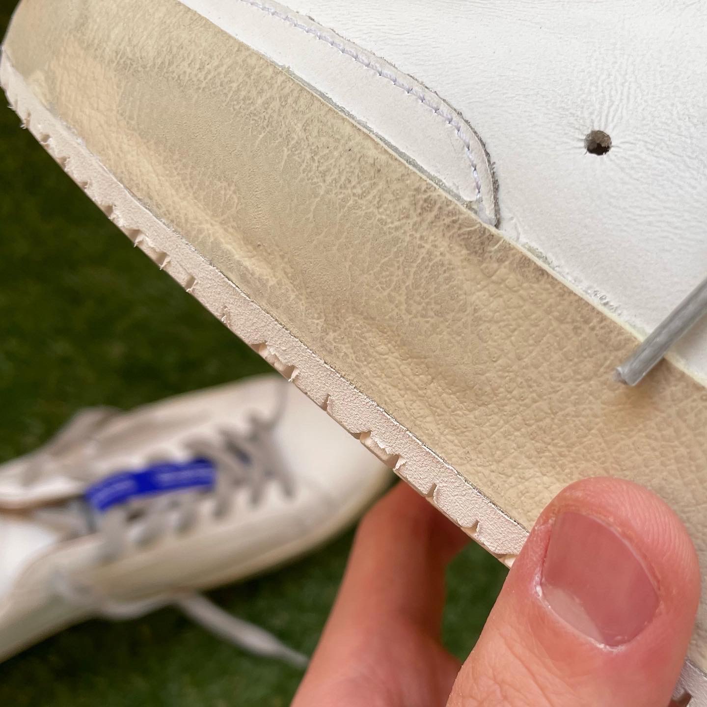 (W) Golden Goose Superstar White Brown Heel Tab Sneakers 착용 스타일 - 4