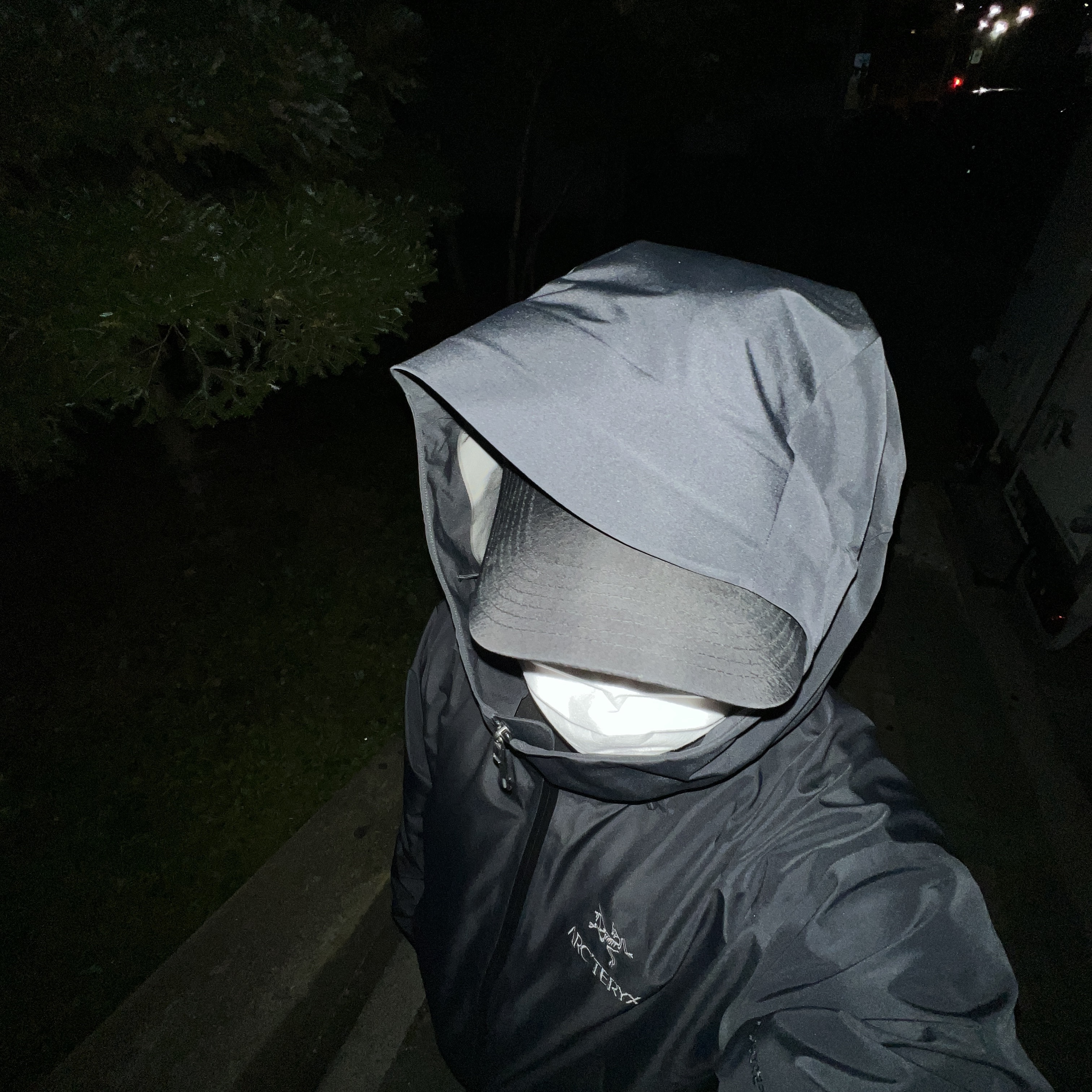 Arc'teryx Beta LT Jacket Black, Asics x Kiko Kostadinov Gel-Sokat 2 Carrier Grey 착용 스타일 - 4