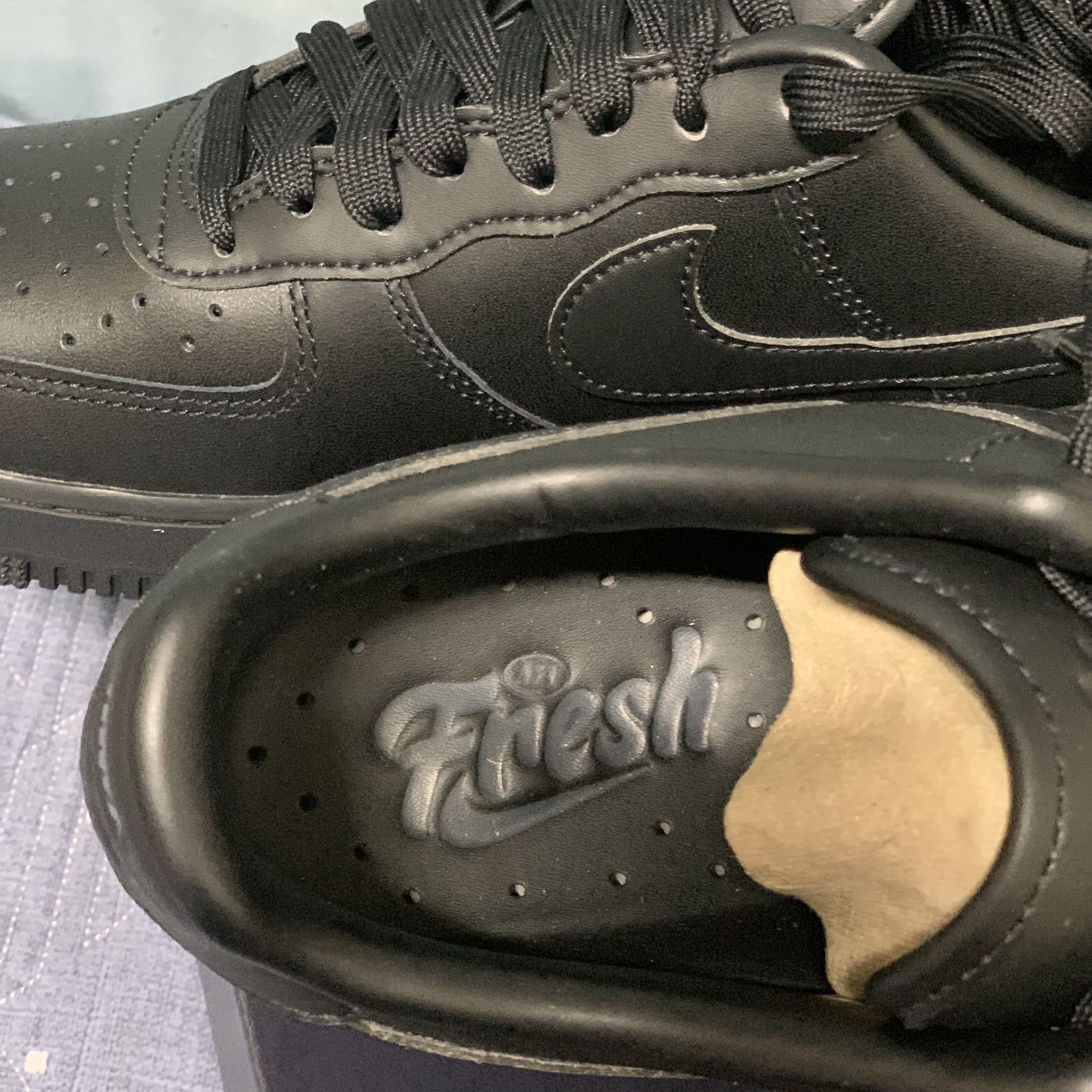 Nike Air Force 1 '07 Fresh Black 착용 스타일 - 5