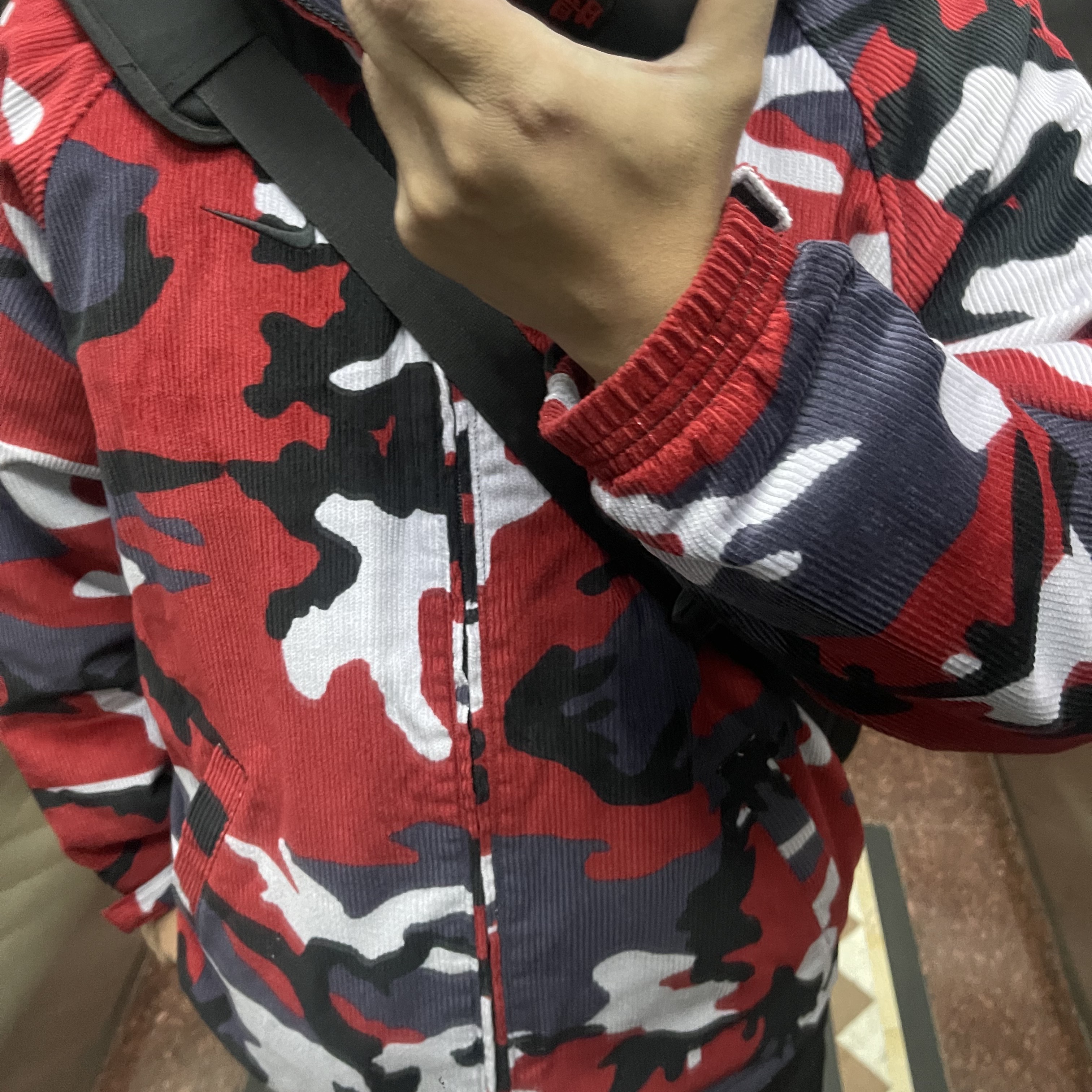 Supreme x Nike Arc Corduroy Hooded Jacket Red Camo - 22SS 착용 스타일