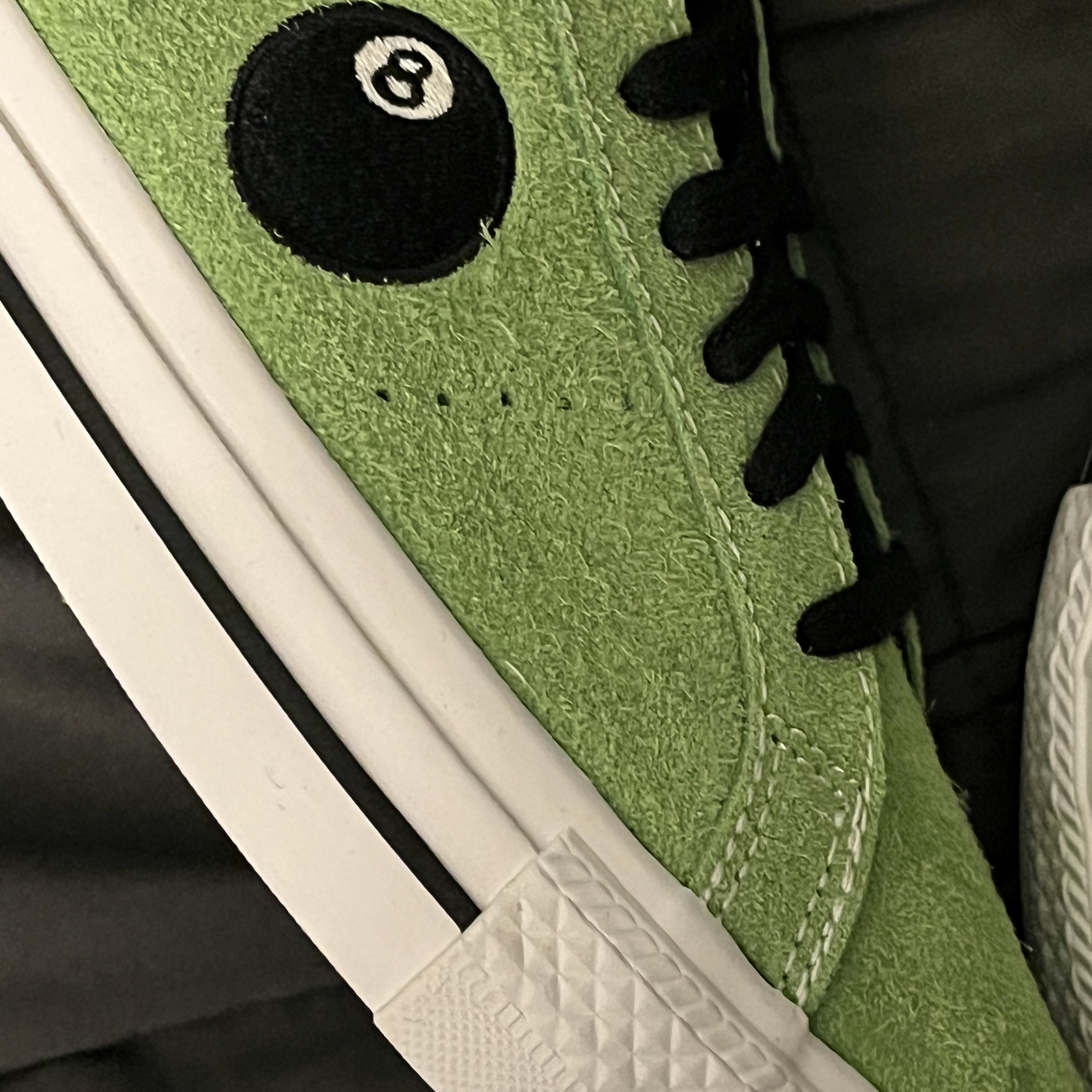 Converse x Stussy One Star Pro Ox 8 Ball Green 착용 스타일 - 3