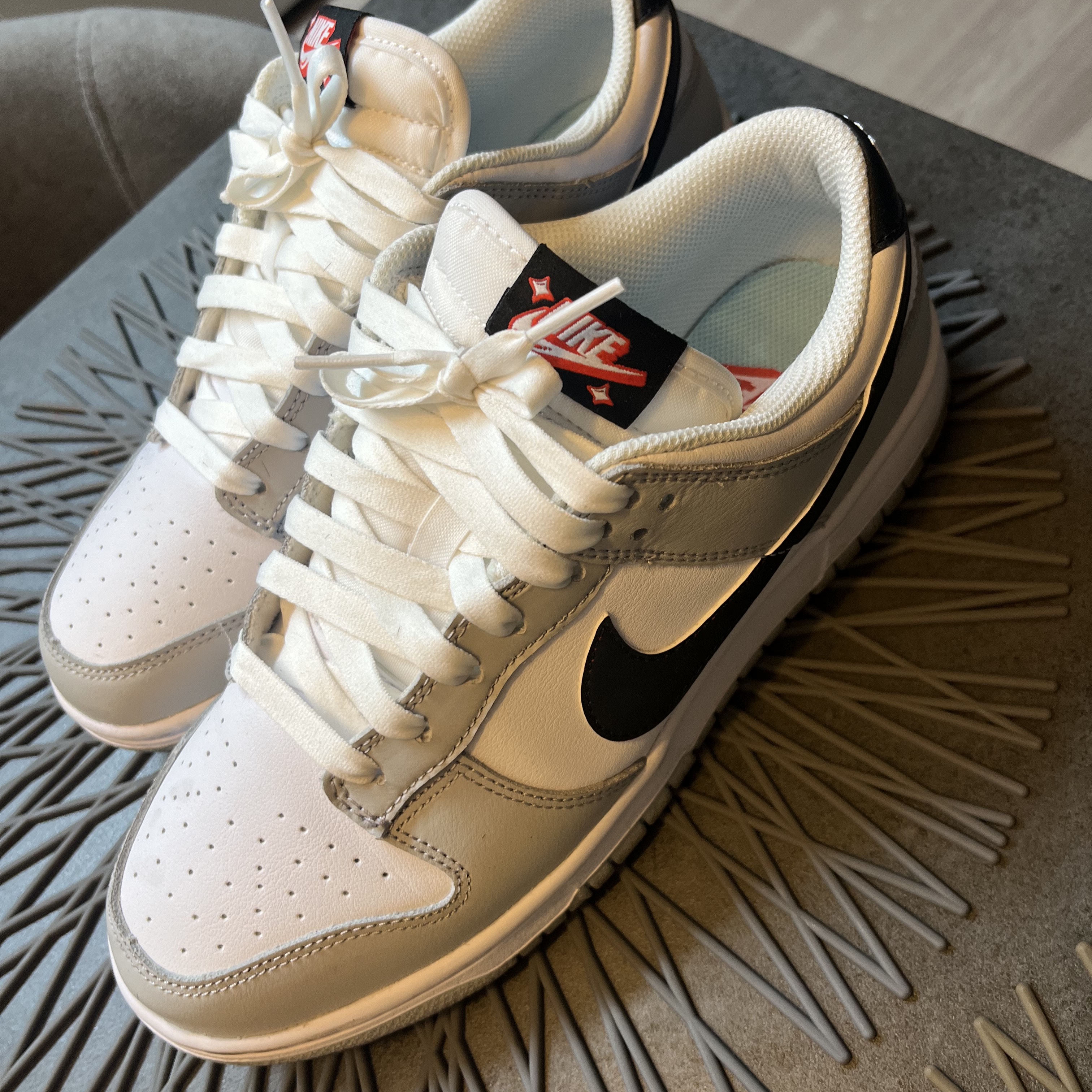 Nike Dunk Low Retro SE Jackpot Grey Fog 착용 스타일