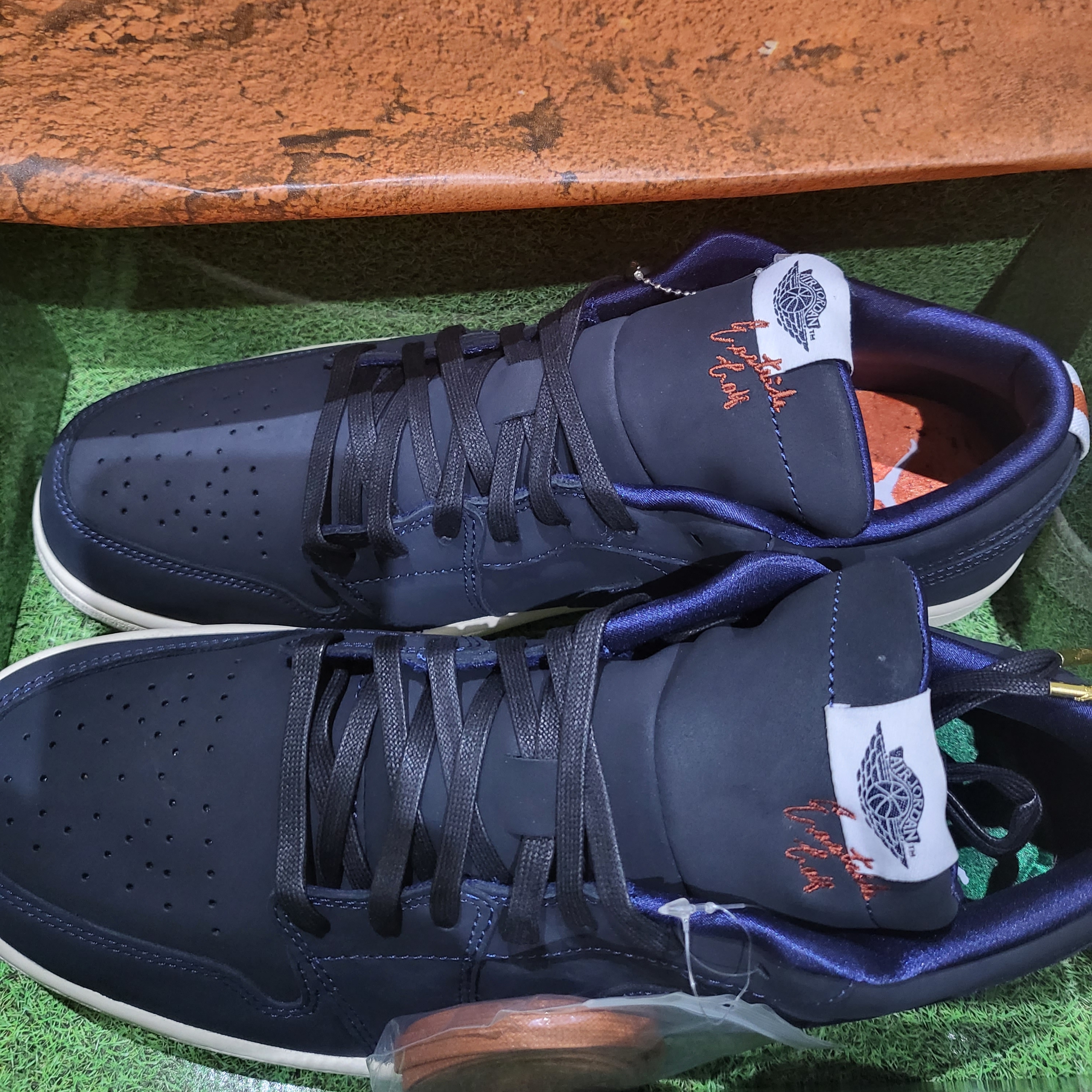 Jordan 1 x Eastside Golf Low Midnight Navy 착용 스타일 - 1