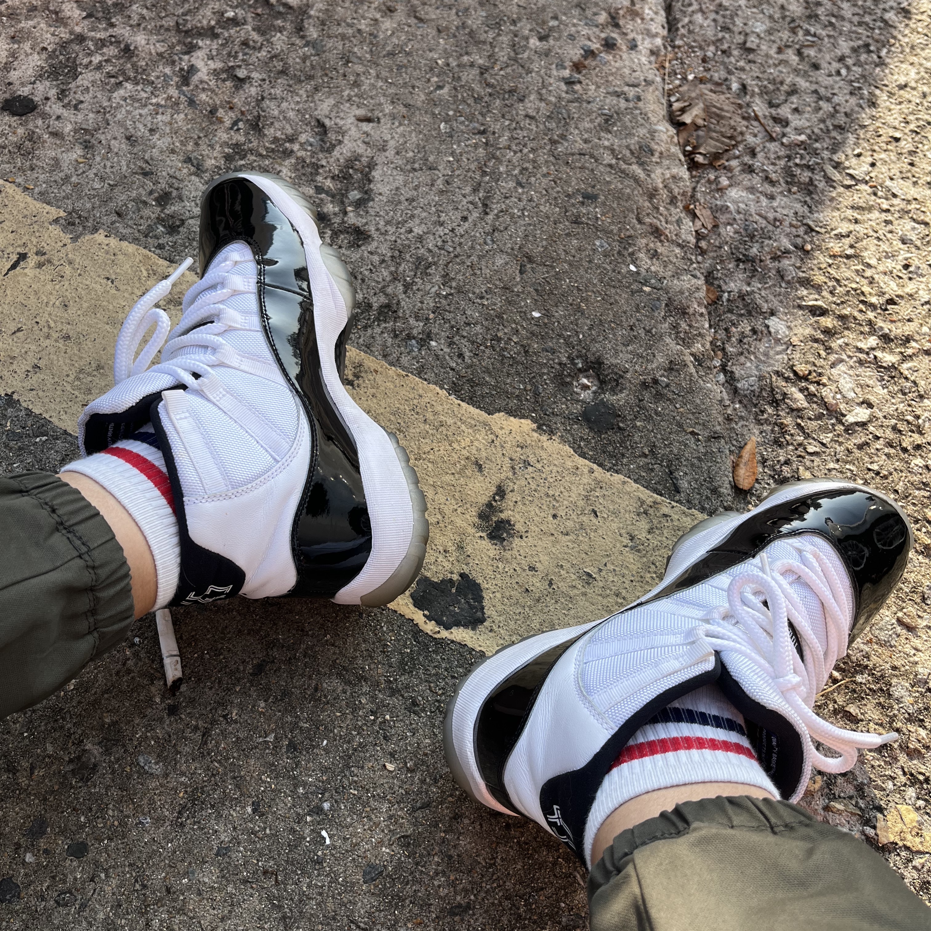 Jordan 11 Retro Concord 2018 착용 스타일 - 3