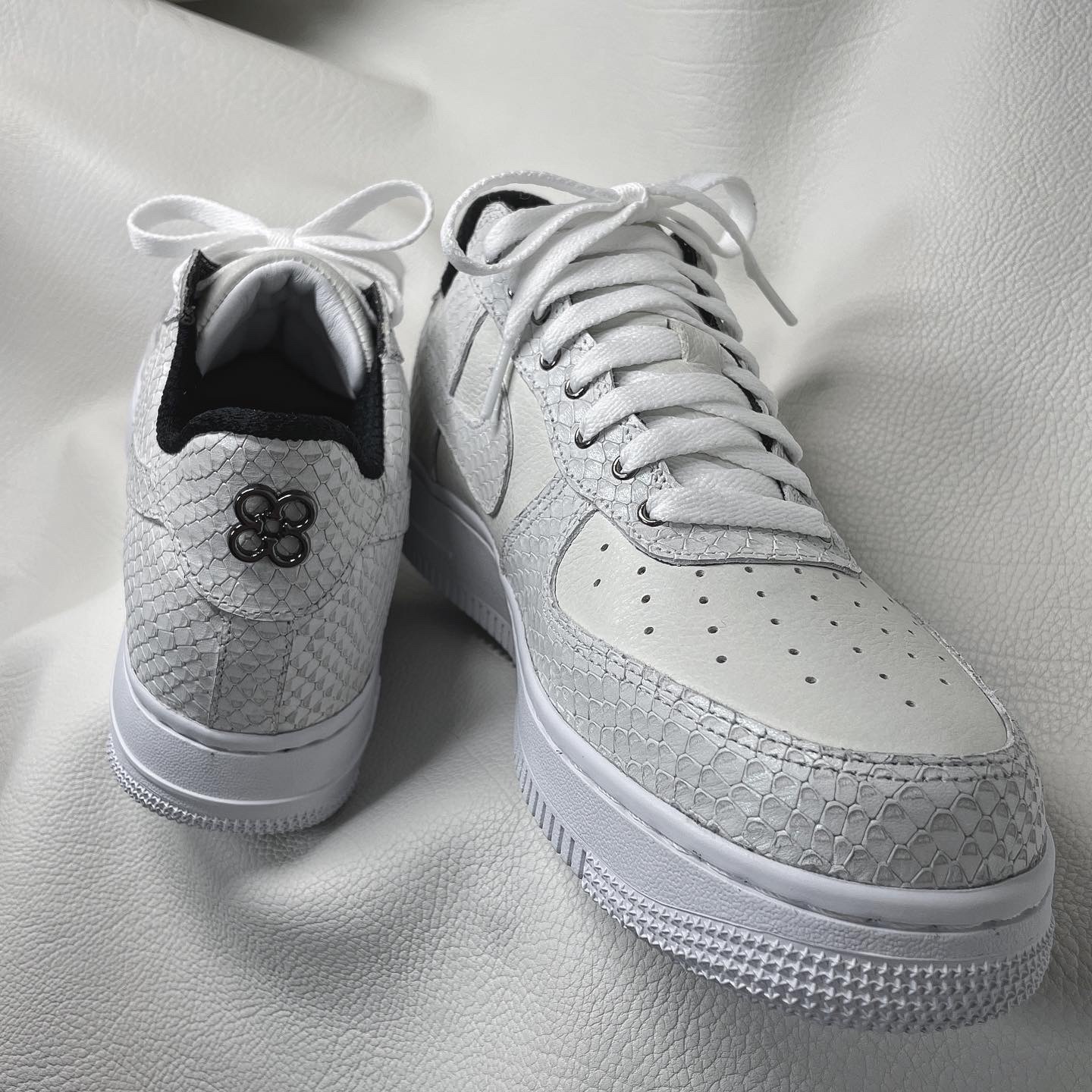 Nike Air Force 1 '07 Low White 착용 스타일 - 2