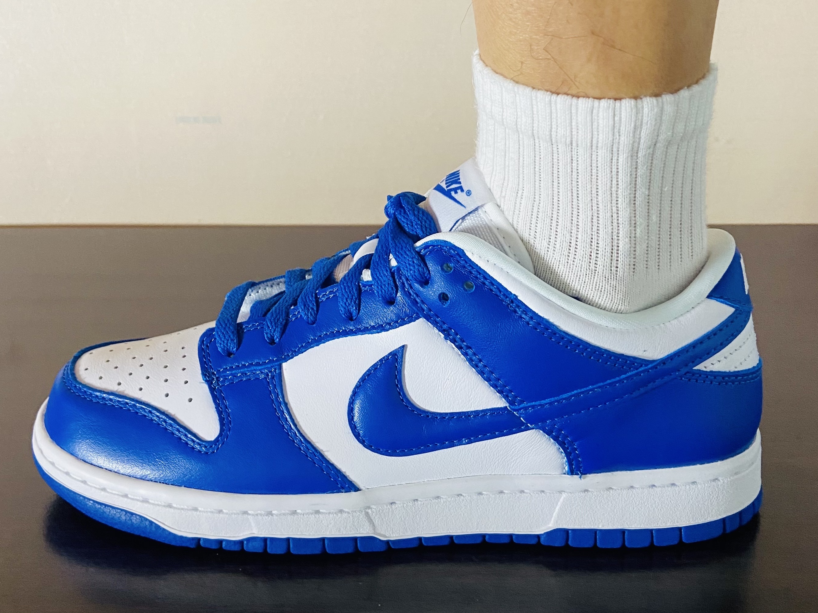 Nike Dunk Low SP Kentucky 2022 착용 스타일