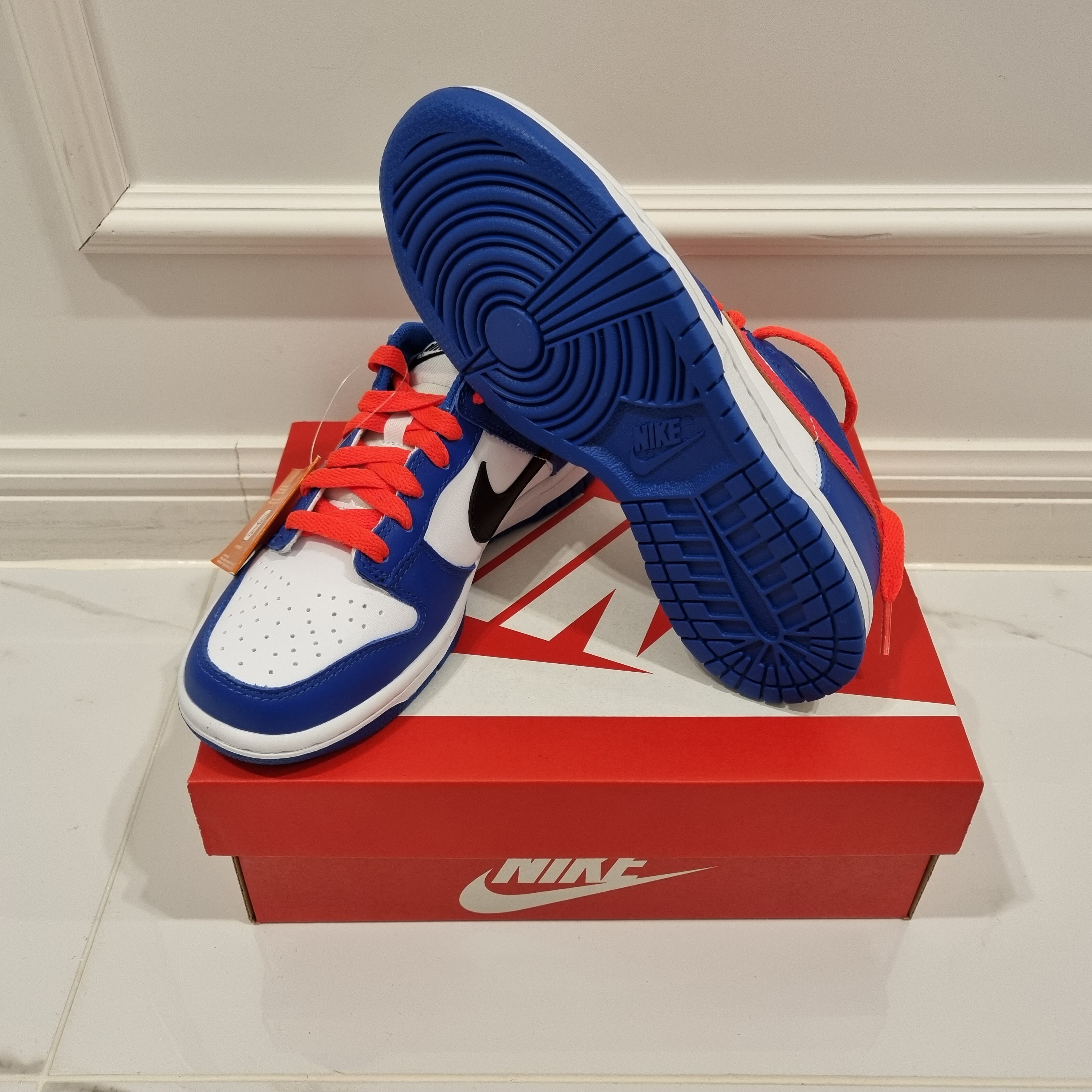(GS) Nike Dunk Low Bright Crimson Game Royal 착용 스타일 - 3