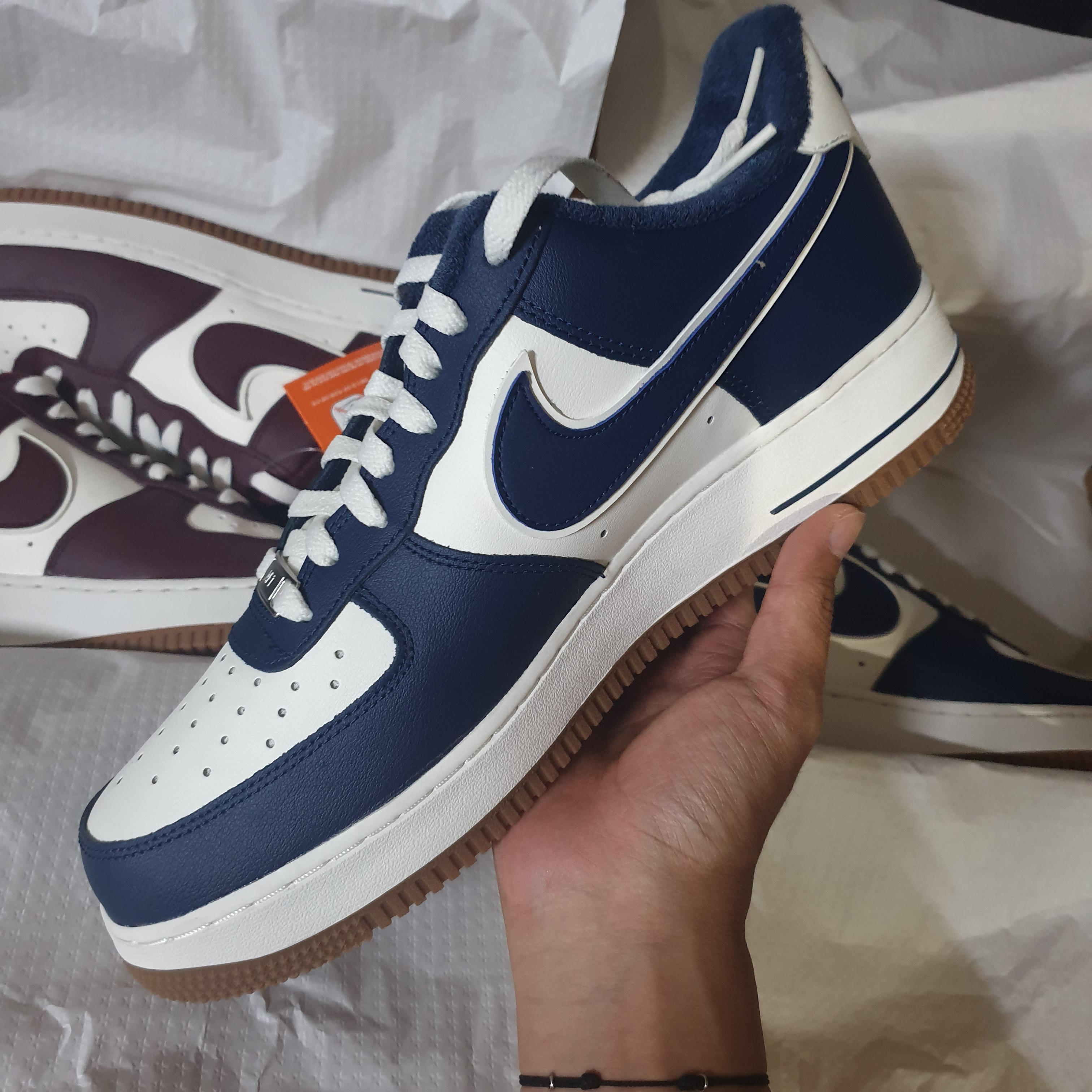 Asics x Andersson Bell Gel-Sonoma 15-50 Bright Rose Evergreen, Nike Air Force 1 '07 LV8 Midnight Navy 착용 스타일 - 2