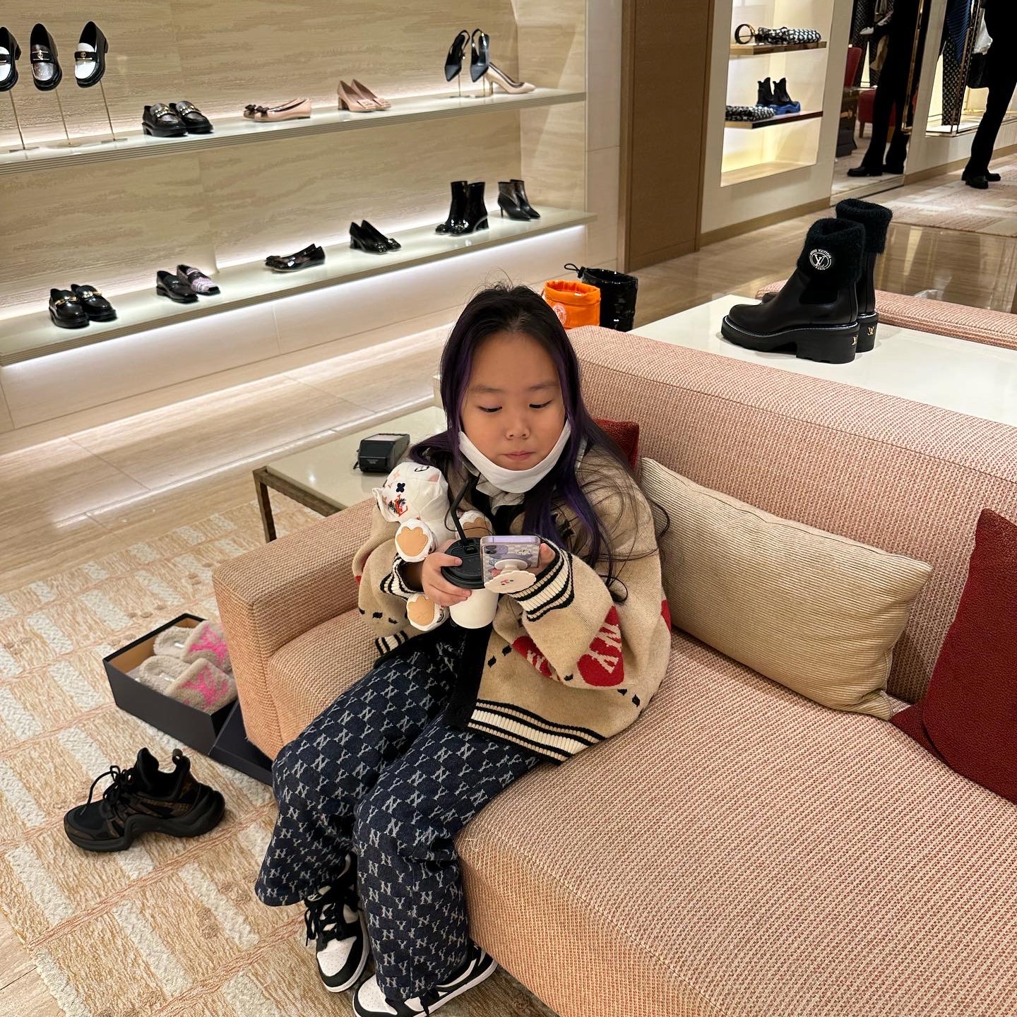 (W) Balenciaga Speed Trainer Black White 2021/2022, (W) Nike Dunk Low Black 착용 스타일 - 2