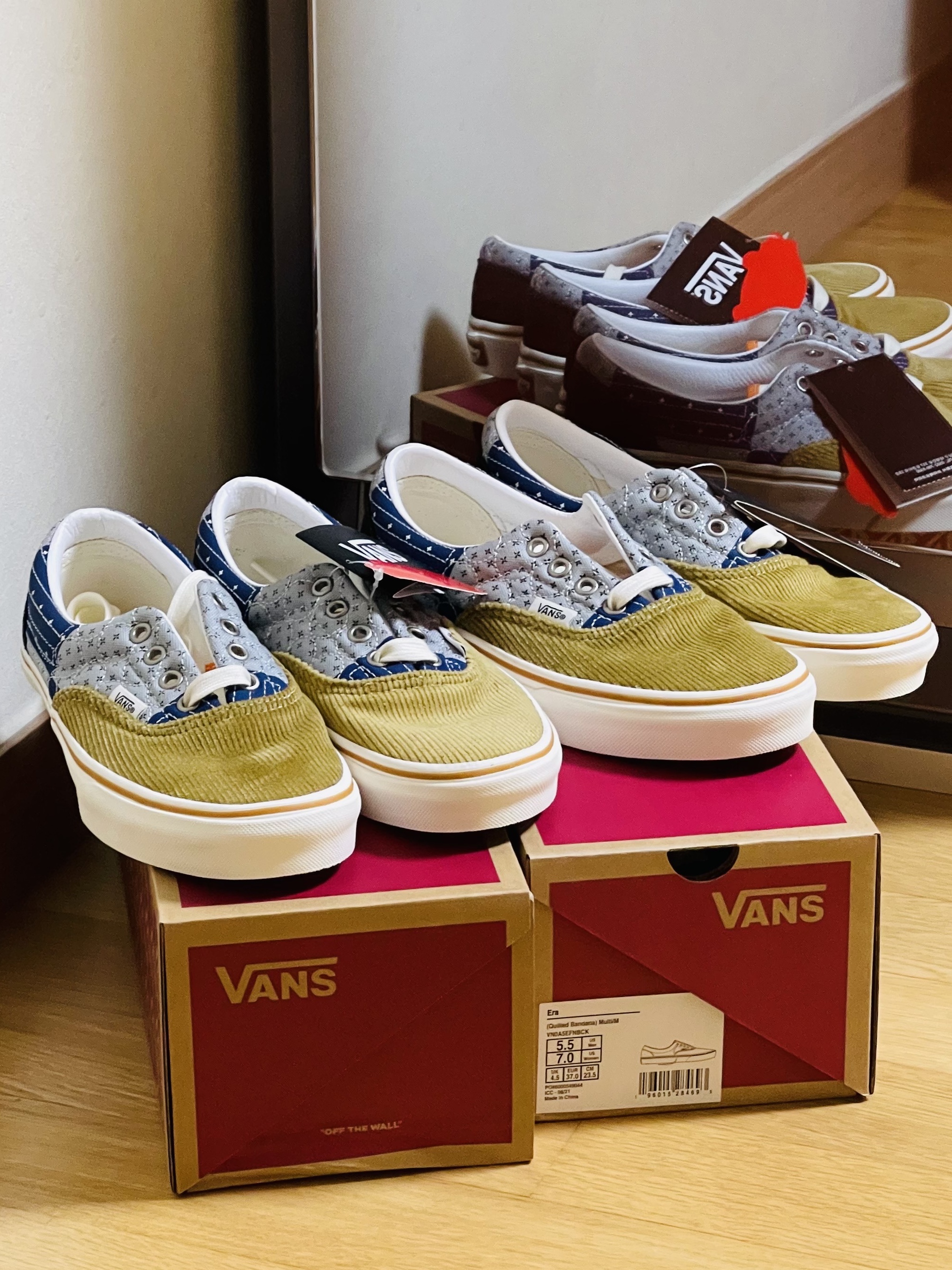Vans Era Quilted Bandana Multicolor 착용 스타일